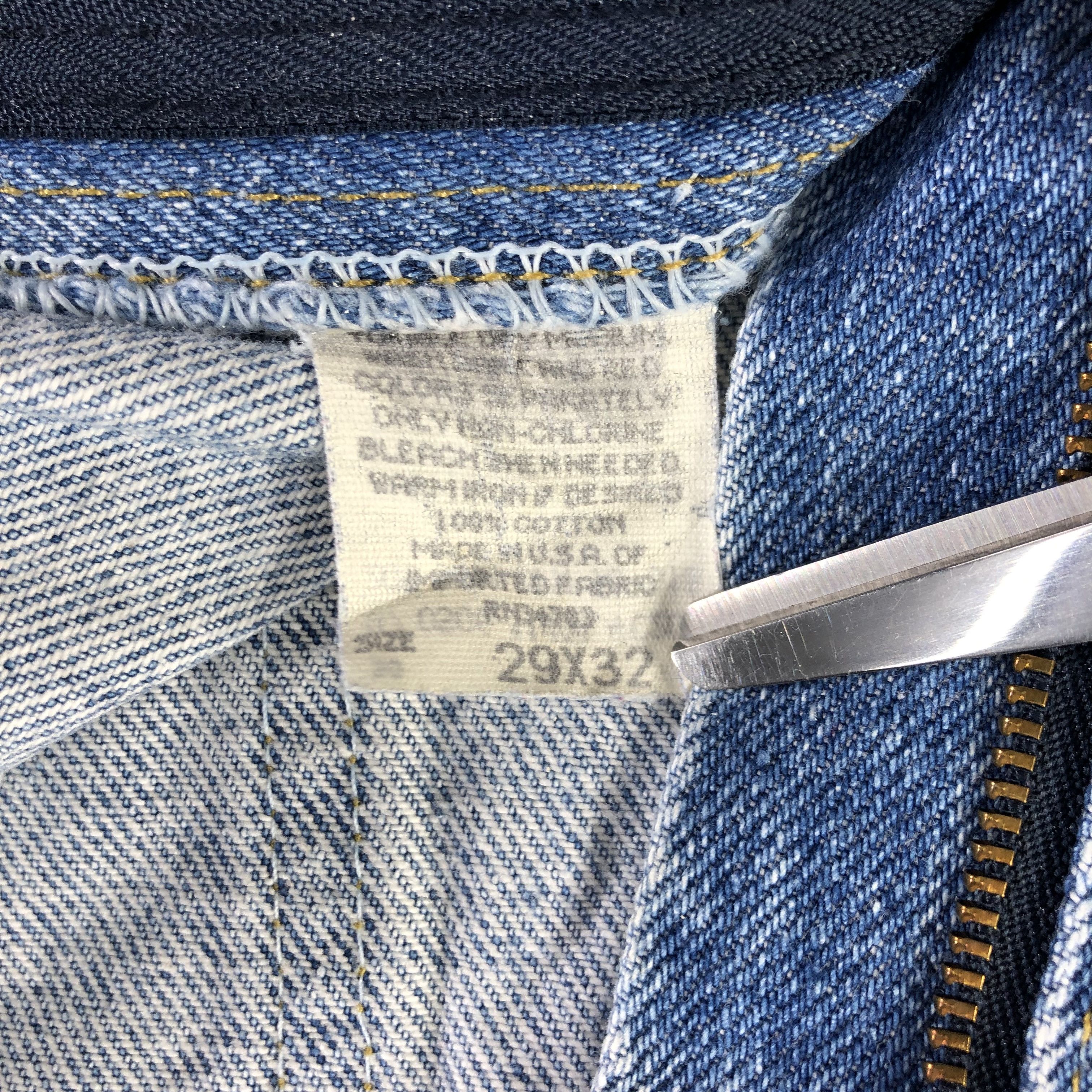 Japanese Brand Vintage Blue Wash Lee Jeans-J2851 Size US 29 - 11 Thumbnail