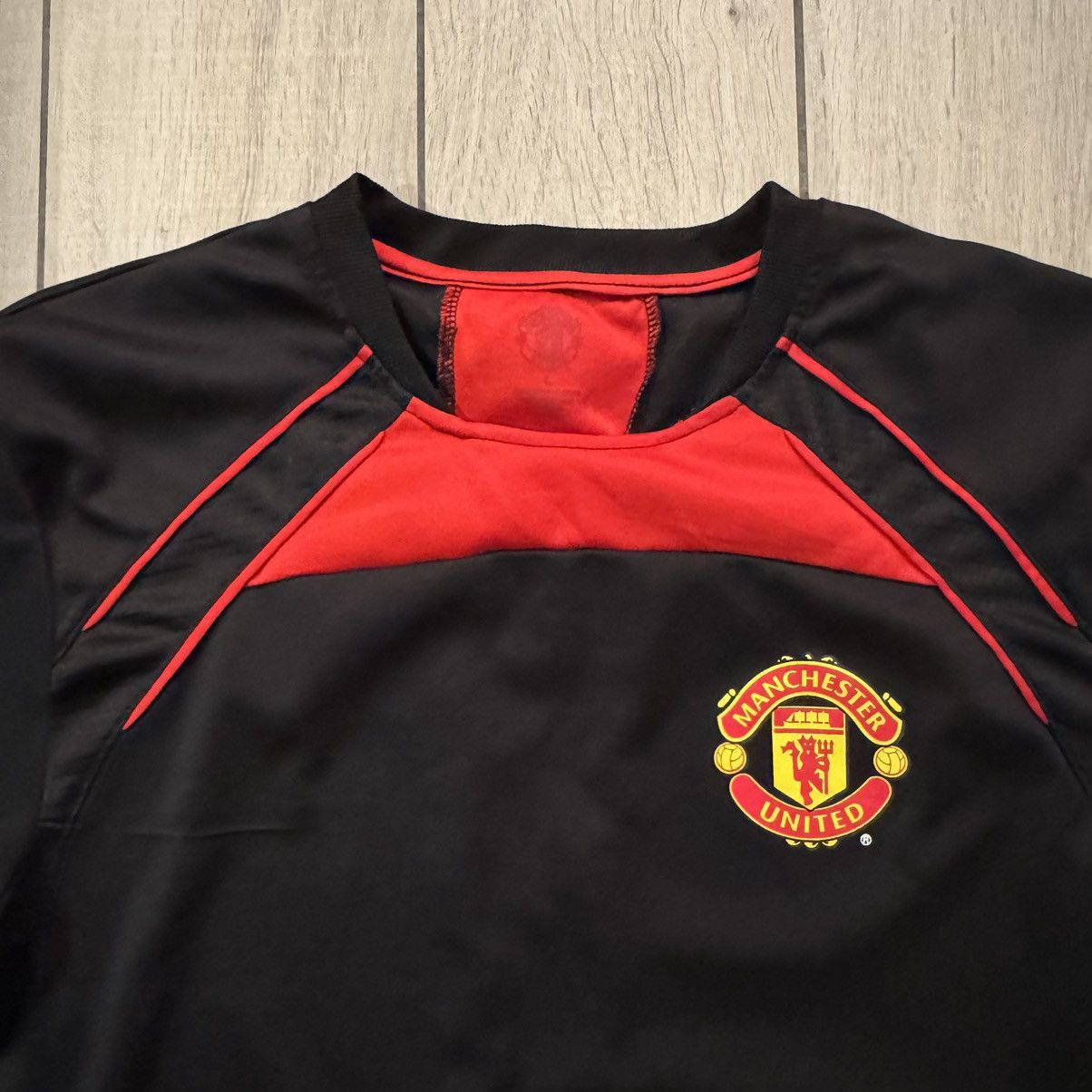 Adidas × Nike Vintage Y2K Black And Red Manchester Soccer Jersey Kit Large Size US L / EU 52-54 / 3 - 2 Thumbnail