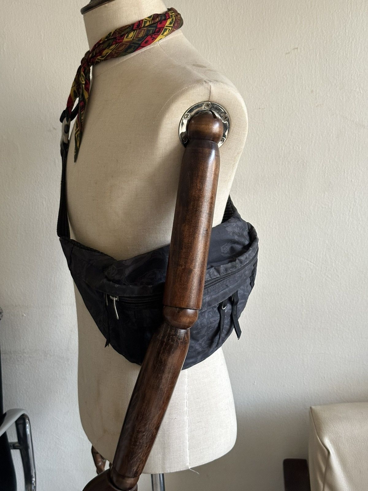 Undercover SS2001 Chaotic Discord Waist / Sling Bag Size ONE SIZE - 2 Thumbnail
