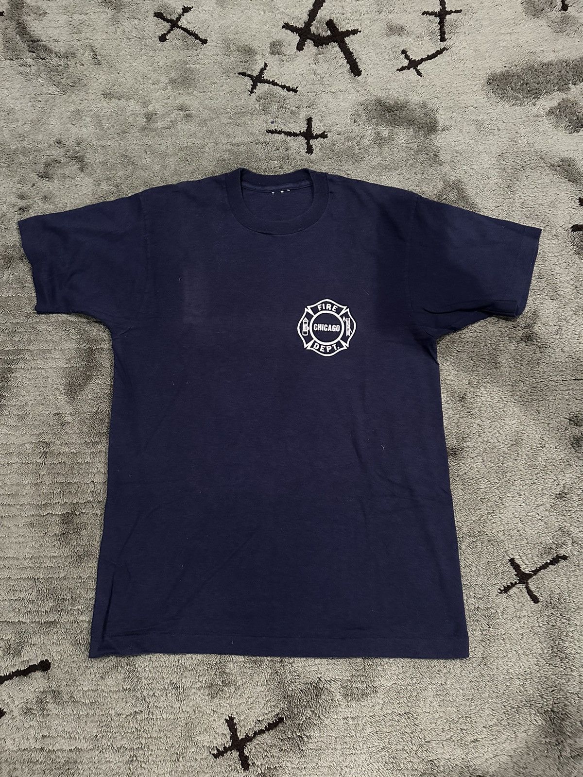 Vintage Vintage 70’s “Chicago Fire Dept.” Single Stitch Tee Size US M / EU 48-50 / 2 - 1 Thumbnail