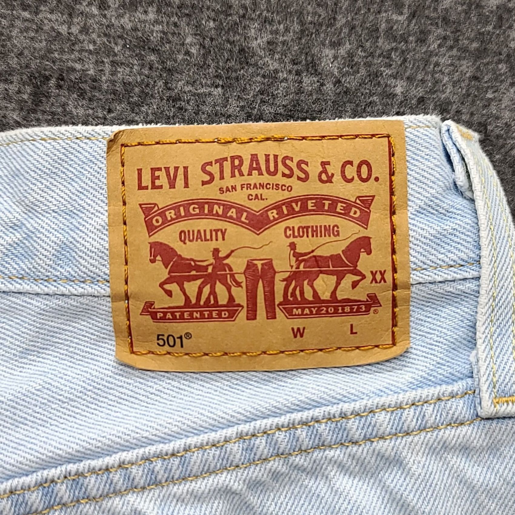 Levi's Levi's 501xx Mom Shorts Womens 32 Light Wash High Rise Button Fly Denim 100% Cotton Blue Vintage? No Size 24" / US 00 / IT 34 - 2 Thumbnail