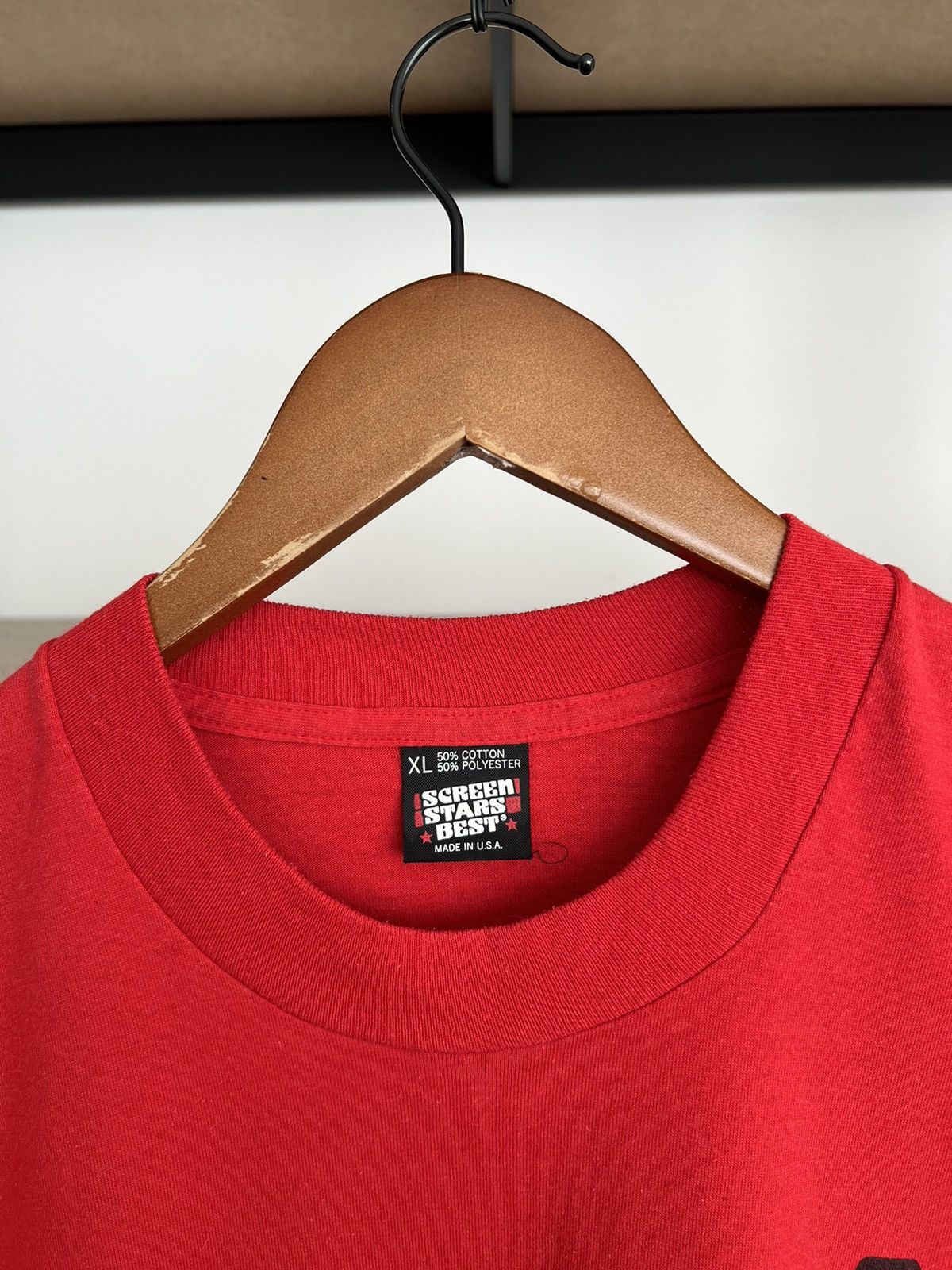 Vintage Vintage 90s P-51 Mustang Fighter-Bomber Airplane Red T-shirt Size US XL / EU 56 / 4 - 9 Thumbnail