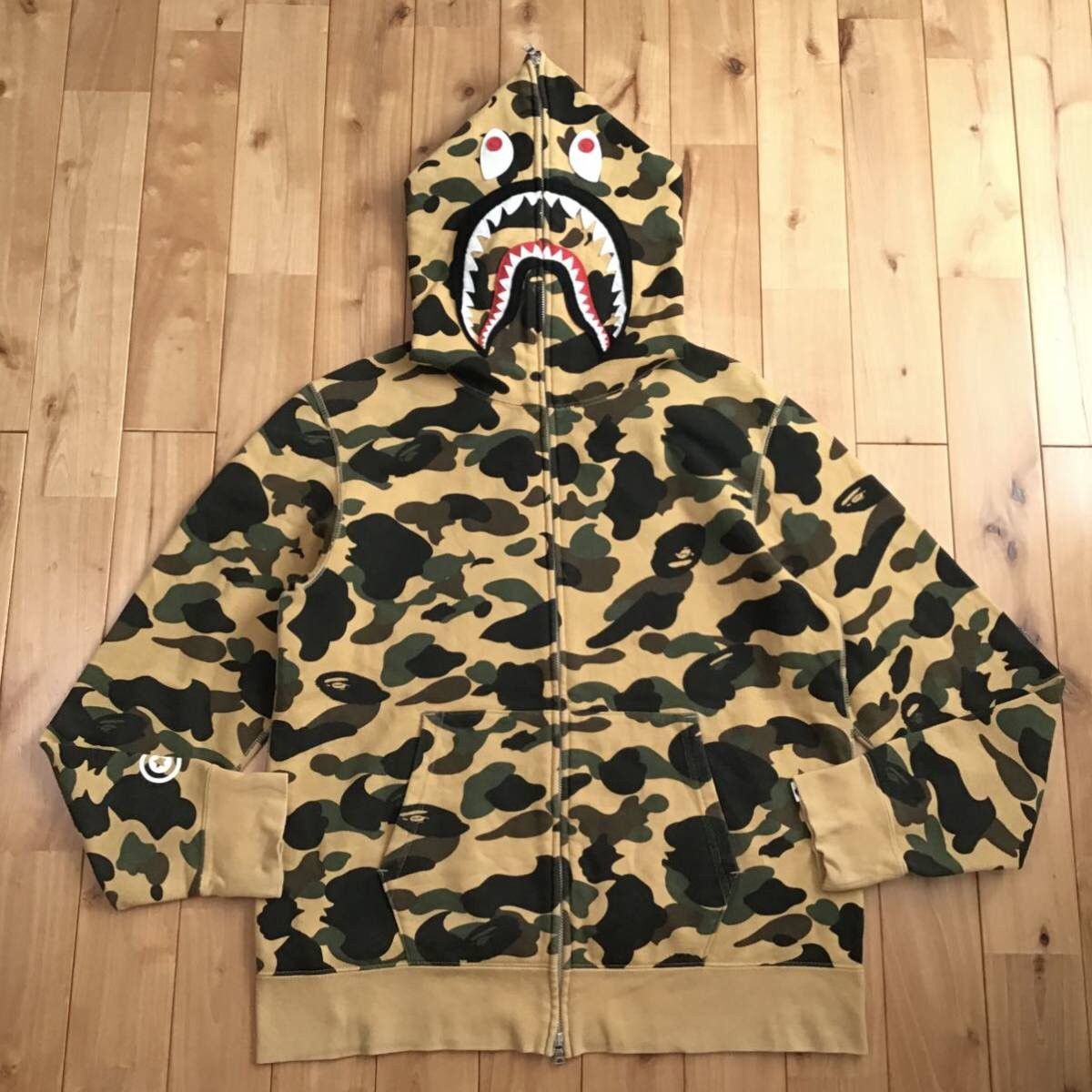 Bape BAPE 1st camo yellow shark full zip hoodie a bathing ape Size US L / EU 52-54 / 3 - 1 Thumbnail