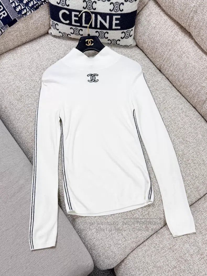 Chanel Chanel 25N Coco neige ski series white double C long-sleev Size XS / US 0-2 / IT 36-38 - 3 Thumbnail