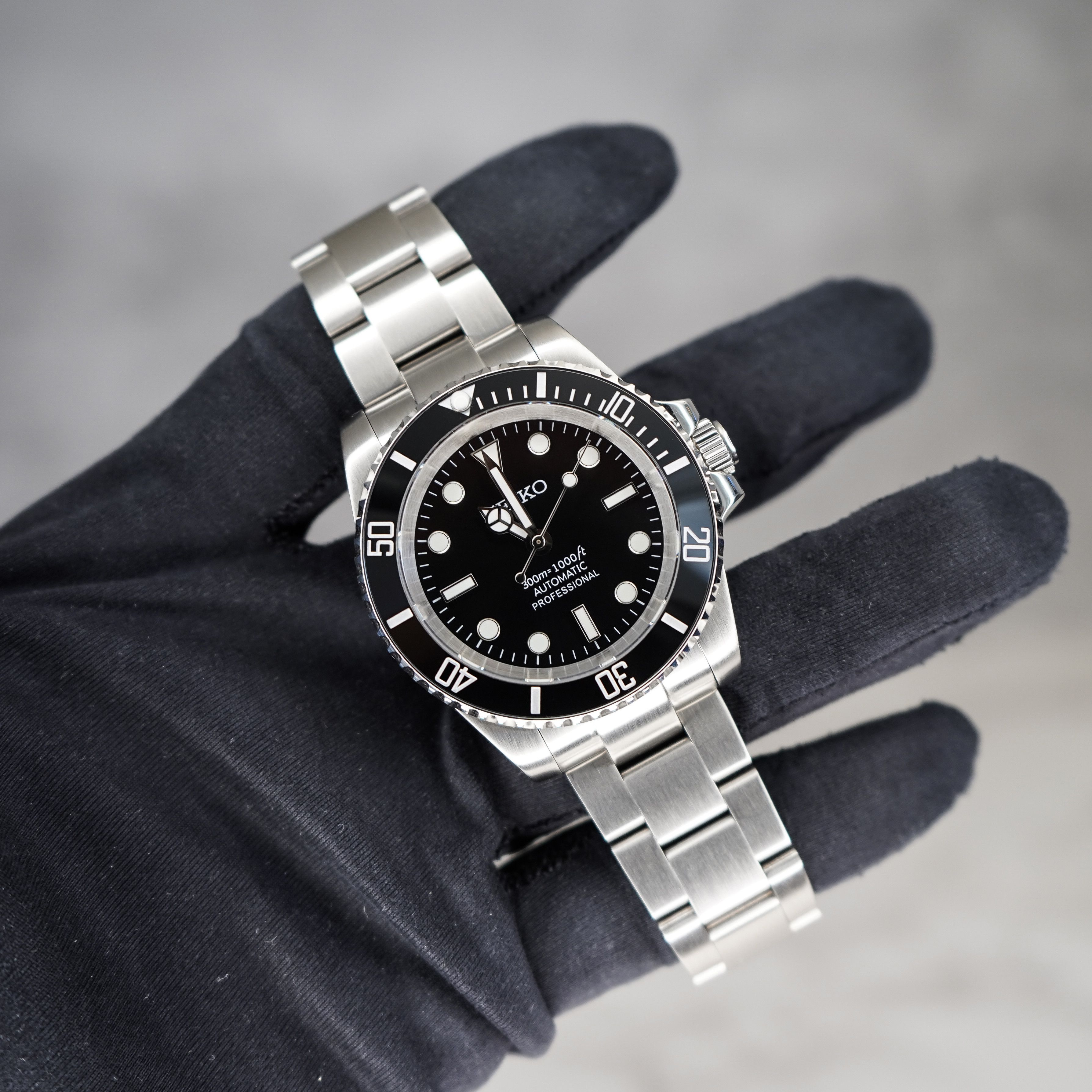 40mm Black Submariner Seiko Mod Watch w/ NH35 Movement
