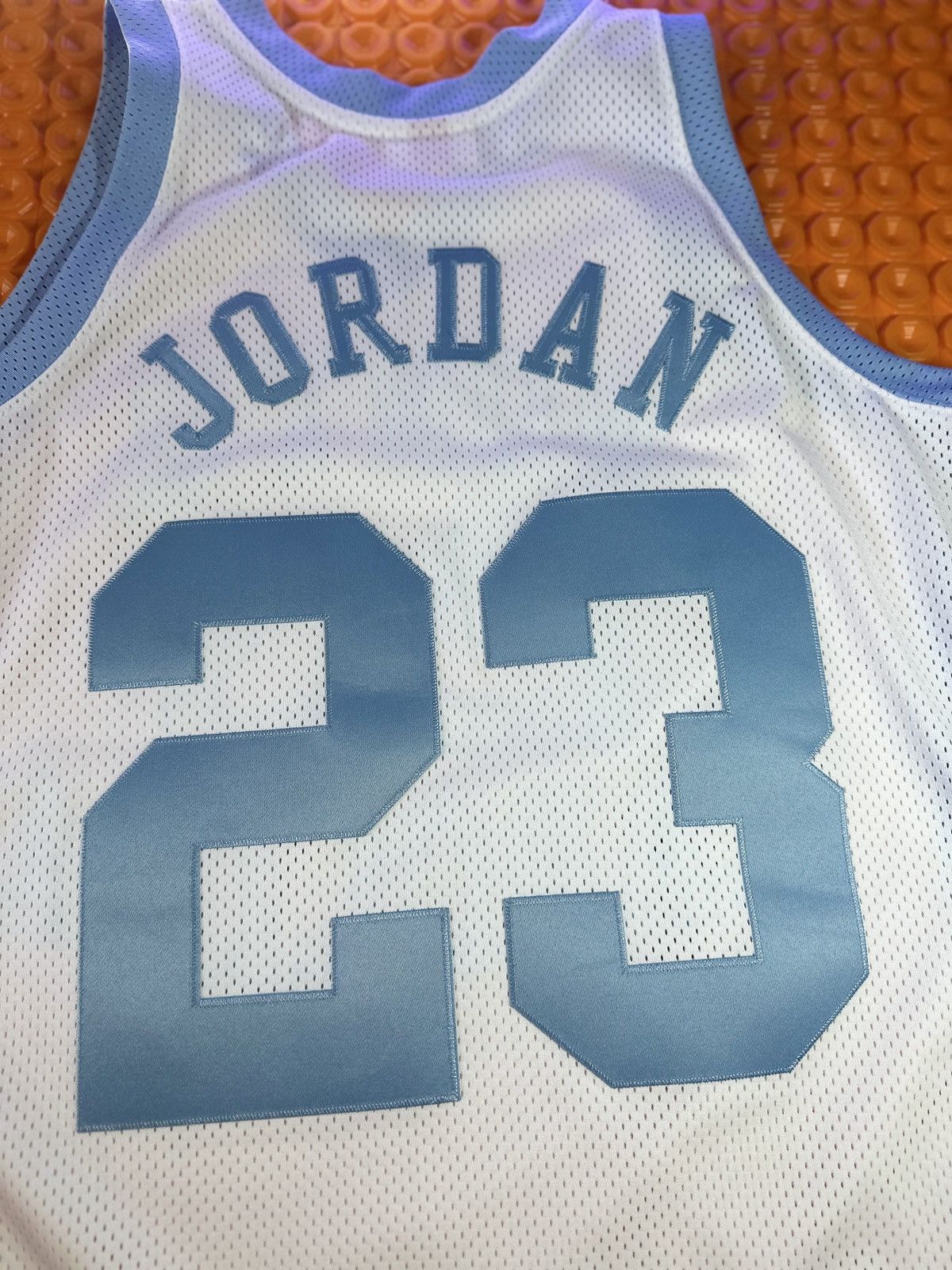 Mitchell & Ness Jordan White North Carolina Tar Heel Authentic Jersey Mens L Size US L / EU 52-54 / 3 - 4 Thumbnail
