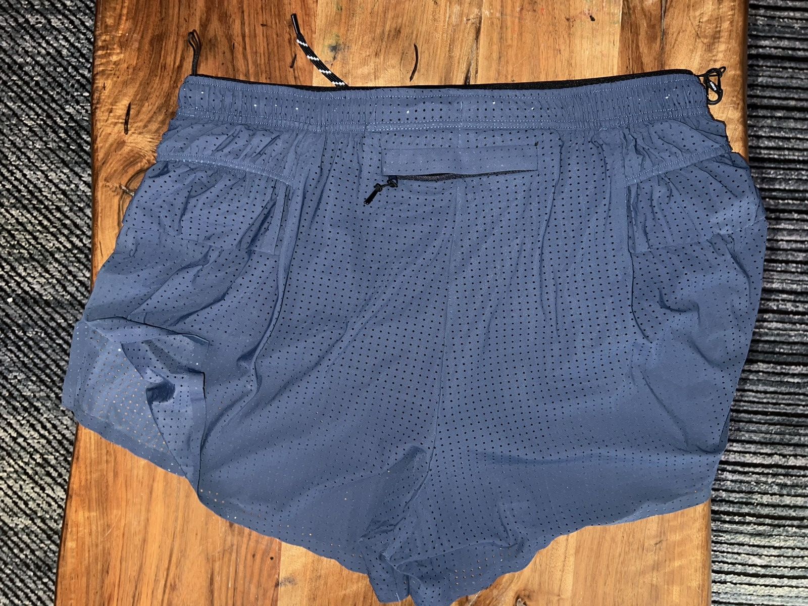 Satisfy Space-O 2.5 inch shorts with side pockets Size US 34 / EU 50 - 3 Thumbnail