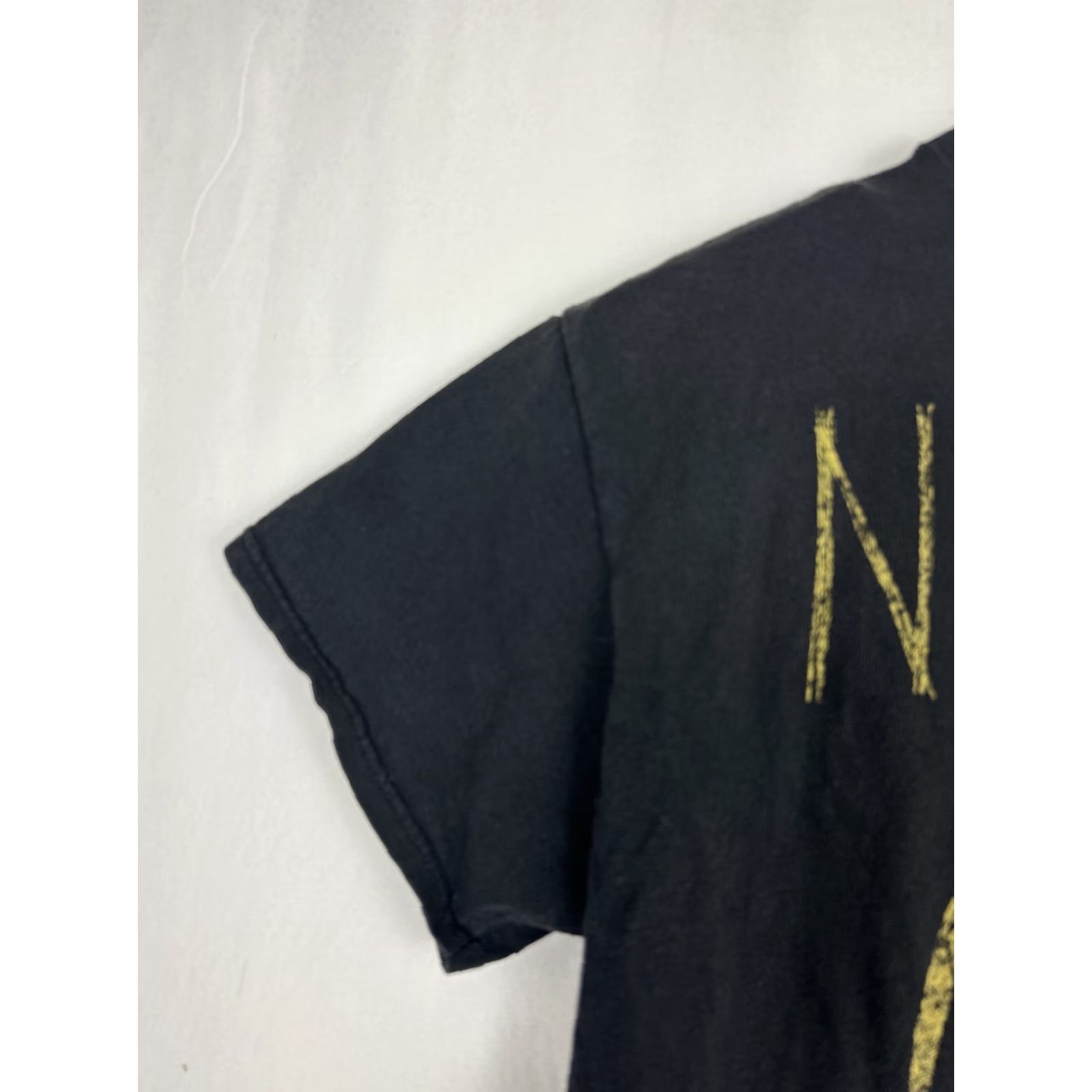 Vintage NIRVANA T-Shirt Smiley Face Logo 2016 Black Delta Mens Small Preowned Size US S / EU 44-46 / 1 - 2 Thumbnail