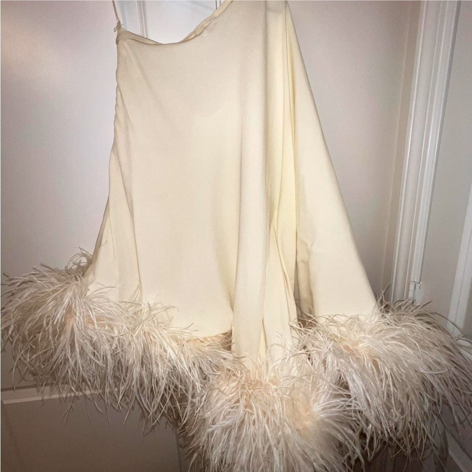 Other Taller Marmo Piccolo Ubud Ivory Feather One Shoulder Dress Size S / US 4 / IT 40 - 3 Thumbnail