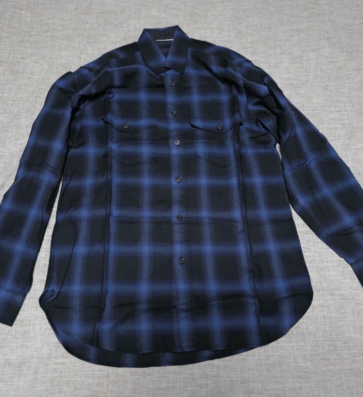 Saint Laurent Paris Sz 37 Saint Laurent Paris 13AW OS Blue Plaid Shirt Size US S / EU 44-46 / 1 - 1 Thumbnail