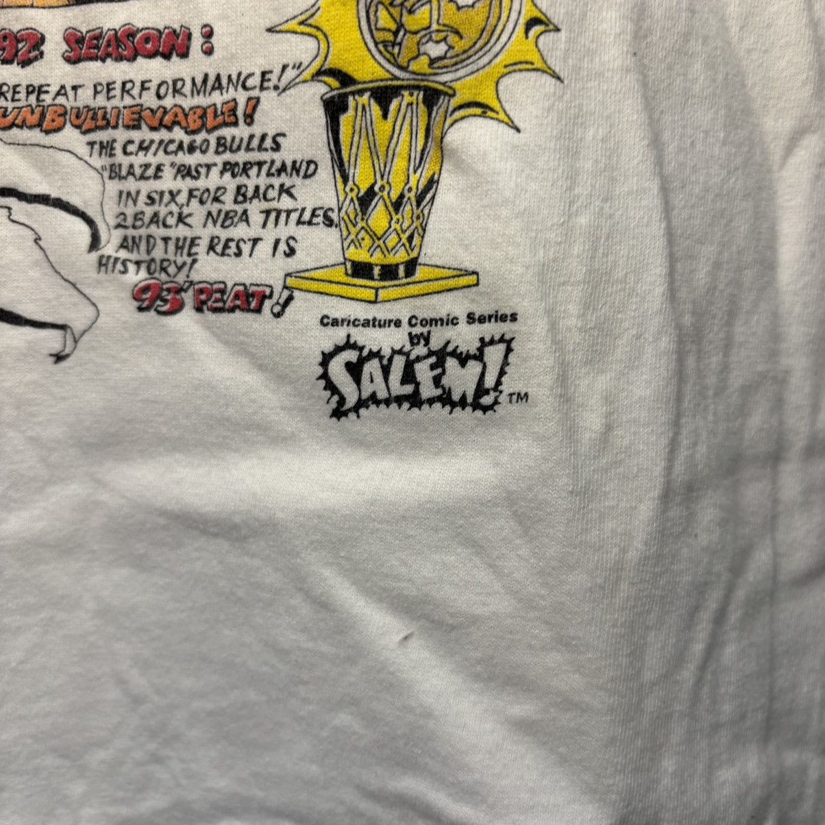 Salem Sportswear Vintage 1990s Salem Chicago Bulls Caricature Shirt Size US M / EU 48-50 / 2 - 5 Thumbnail