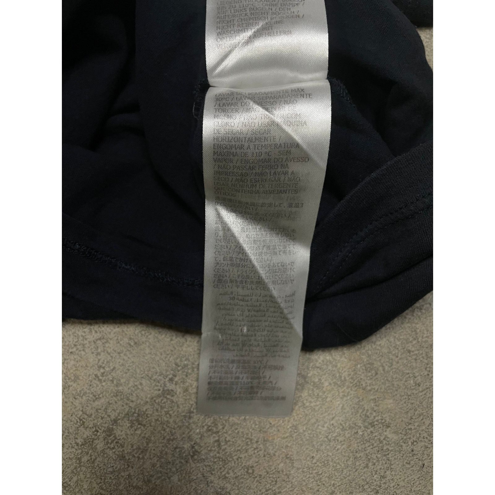 Gucci Gucci Tee Navy Medium Used Size US M / EU 48-50 / 2 - 5 Thumbnail