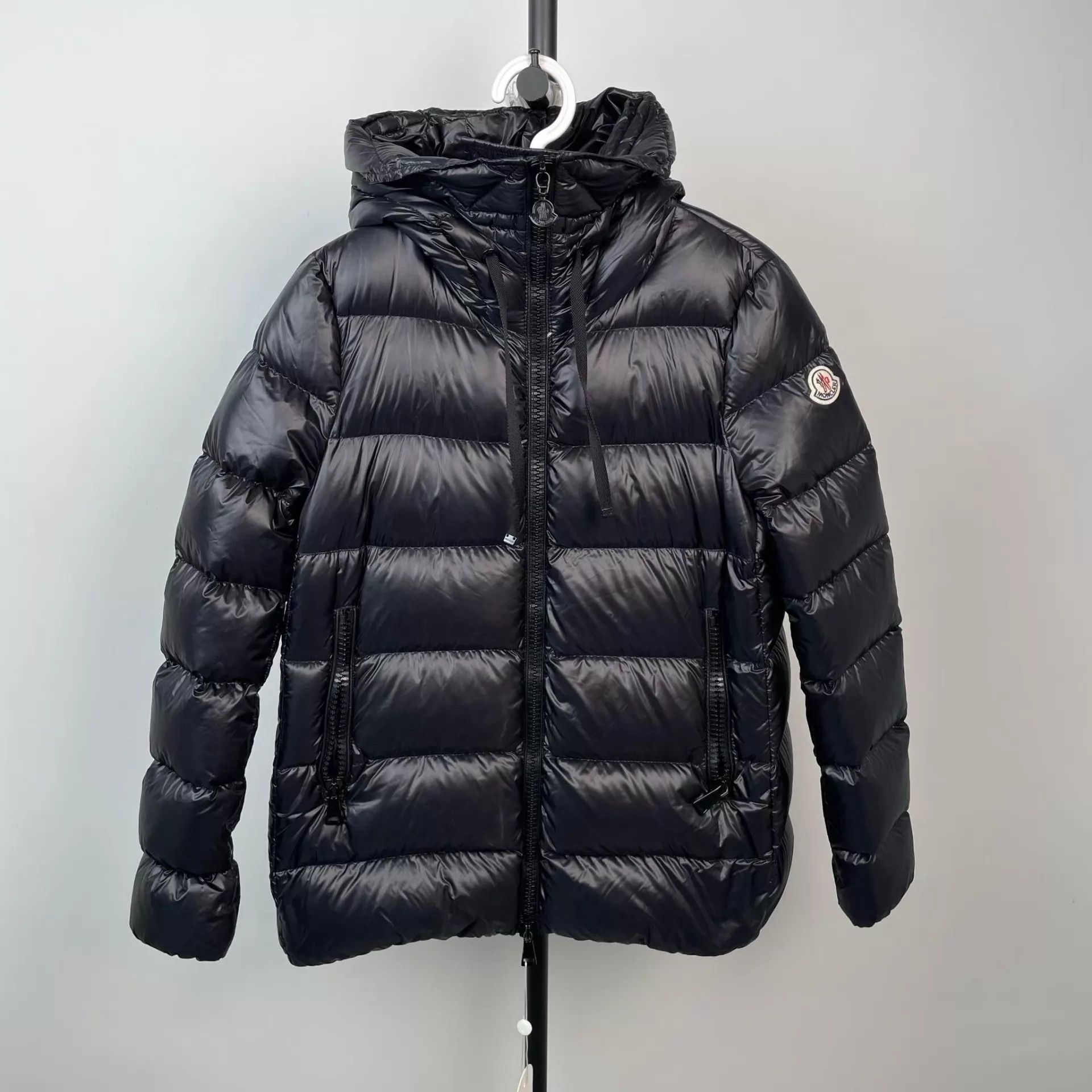 Moncler Moncler Black Hooded Down Jacket Size 2 Size XS / US 0-2 / IT 36-38 - 1 Thumbnail