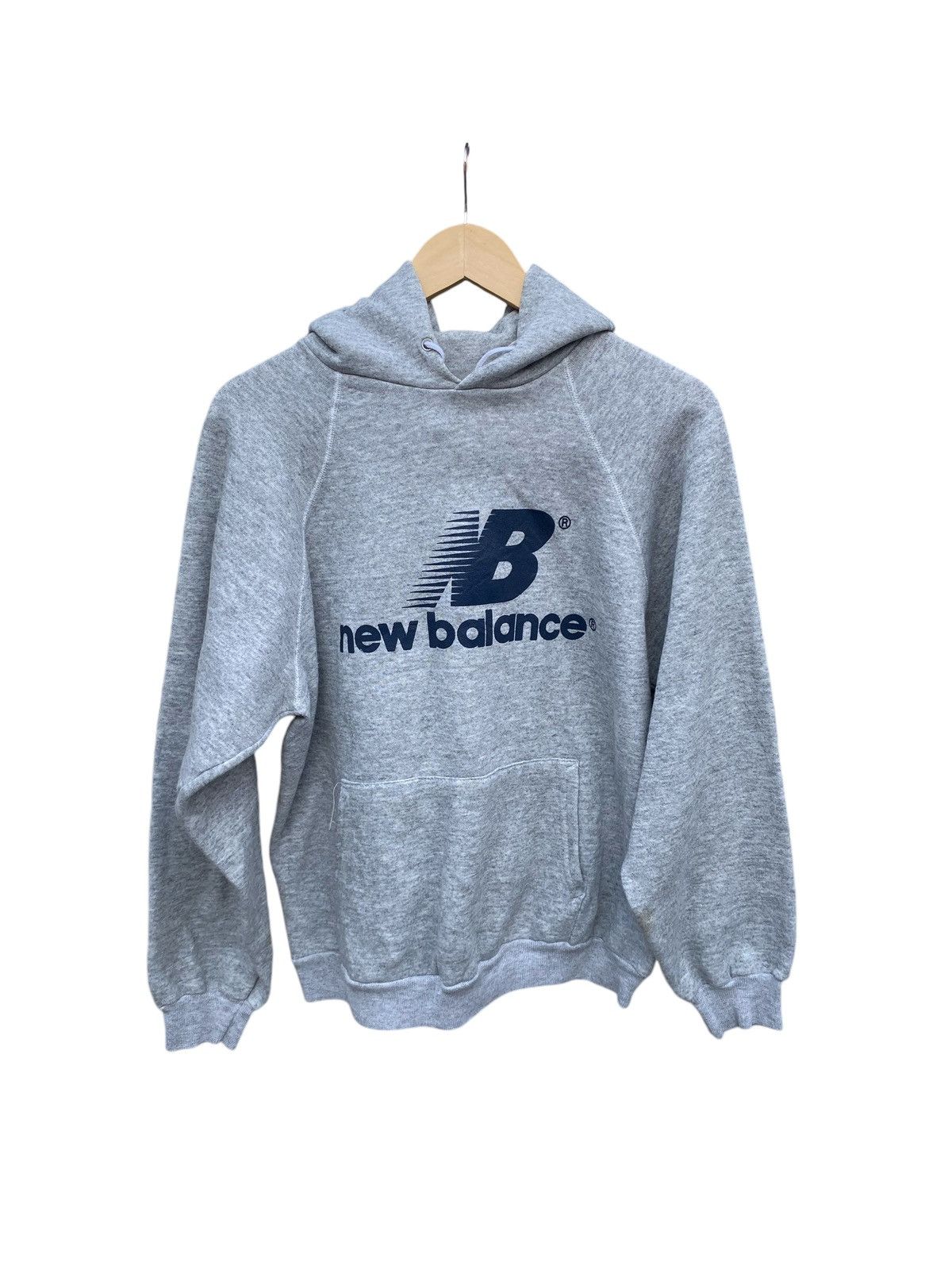 New balance 90s hoodie hotsell