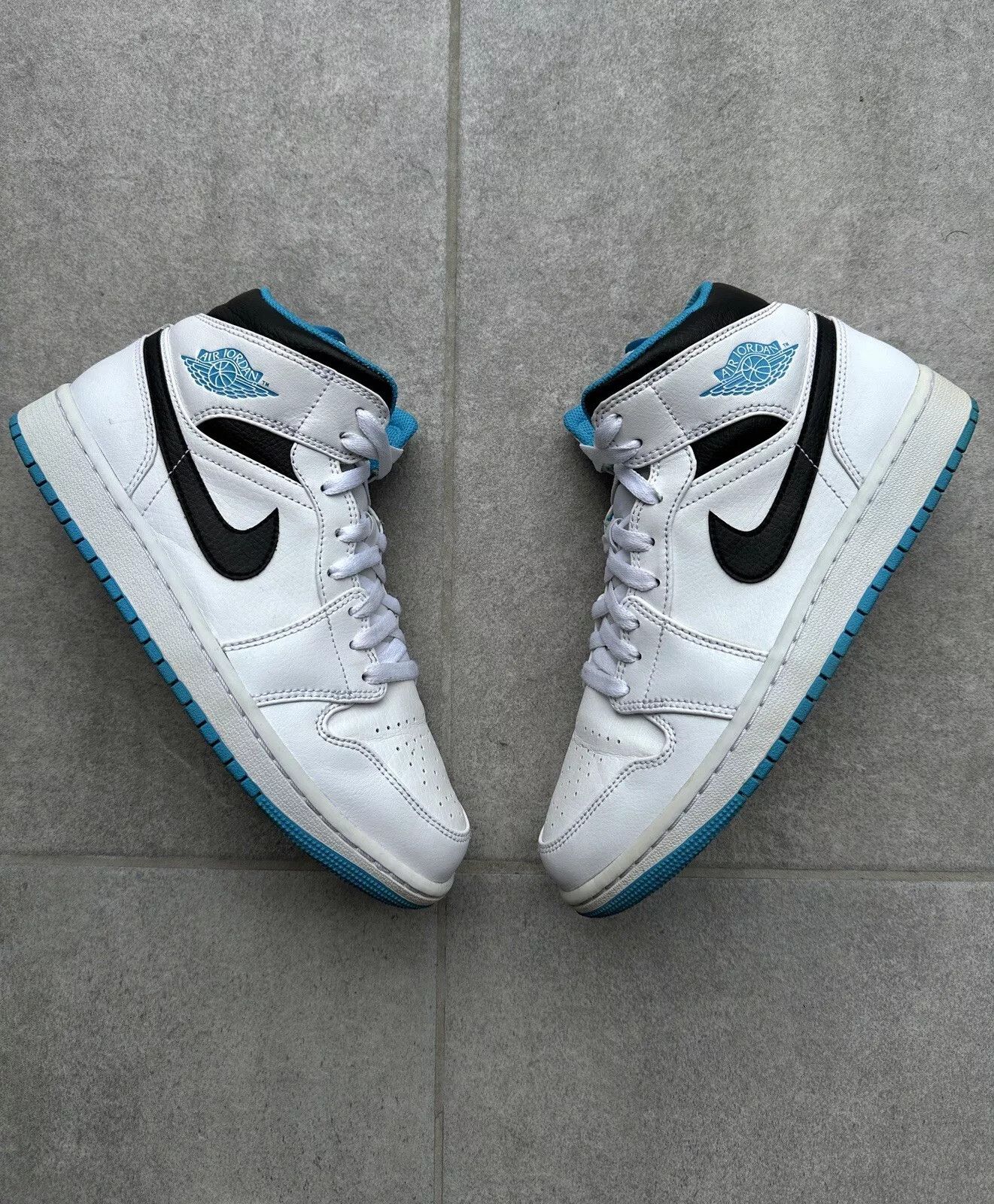 Nike Nike Air Jordan 1 Mid White Laser Mens Shoes Sneaker Rare Size US 8 / EU 41 - 2 Thumbnail