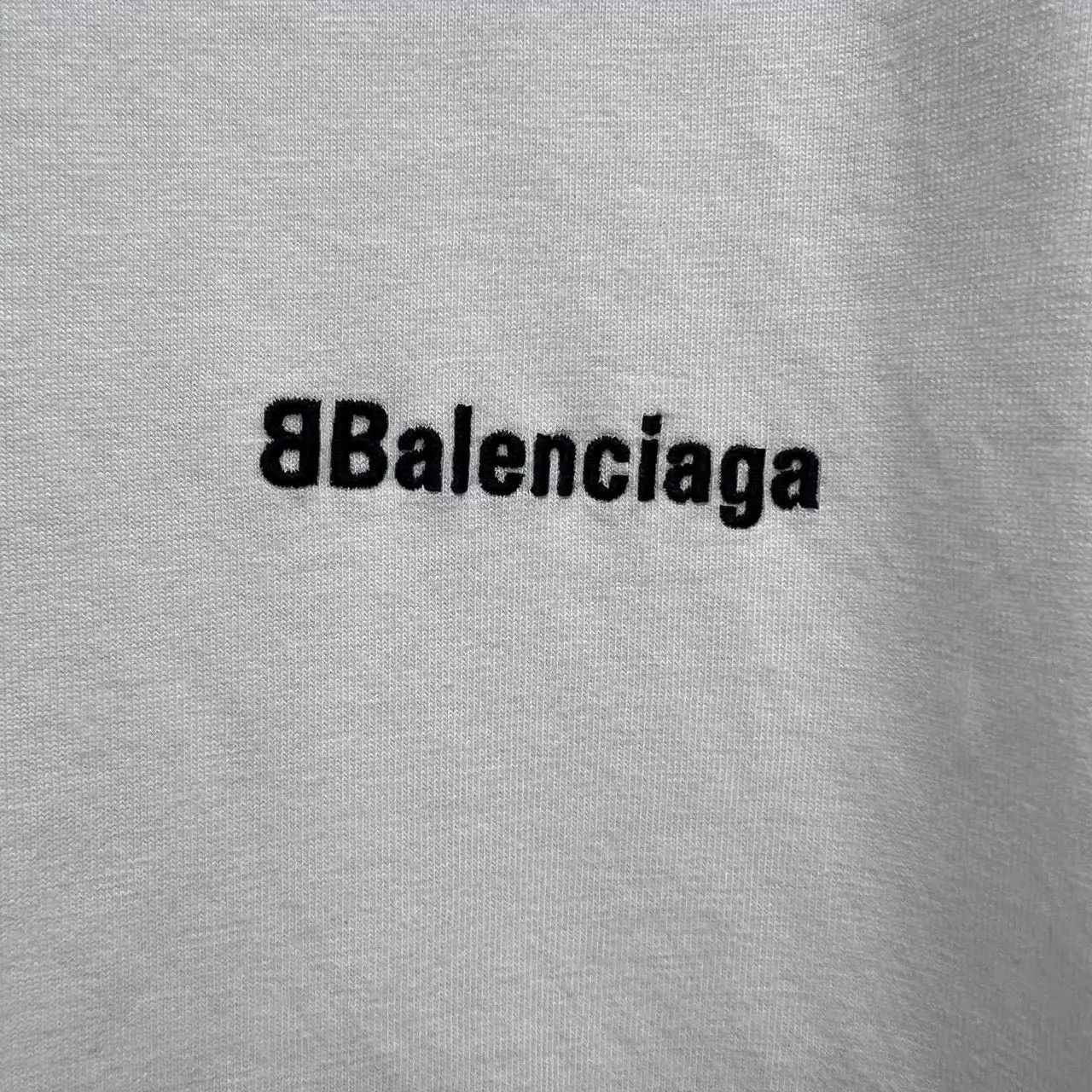 Balenciaga Balenciaga BB Embroidered White Tee Size M 99 Size US M / EU 48-50 / 2 - 3 Thumbnail
