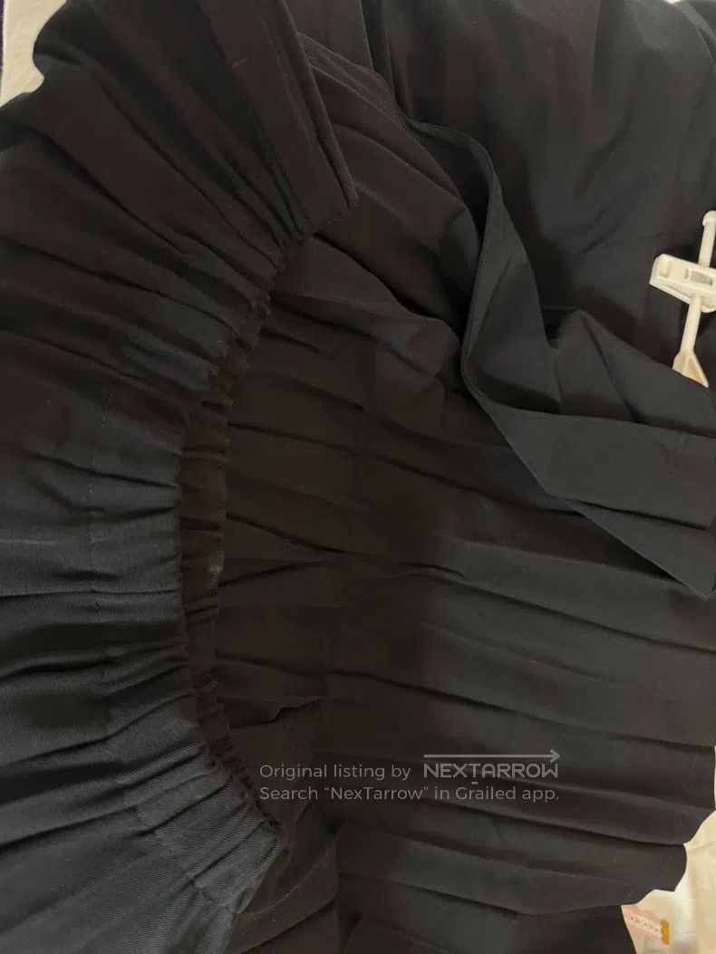 Comme des Garcons Comme Des Garcons one-size-fits-all Black Wool Pleated Skir Size 22" - 2 Thumbnail