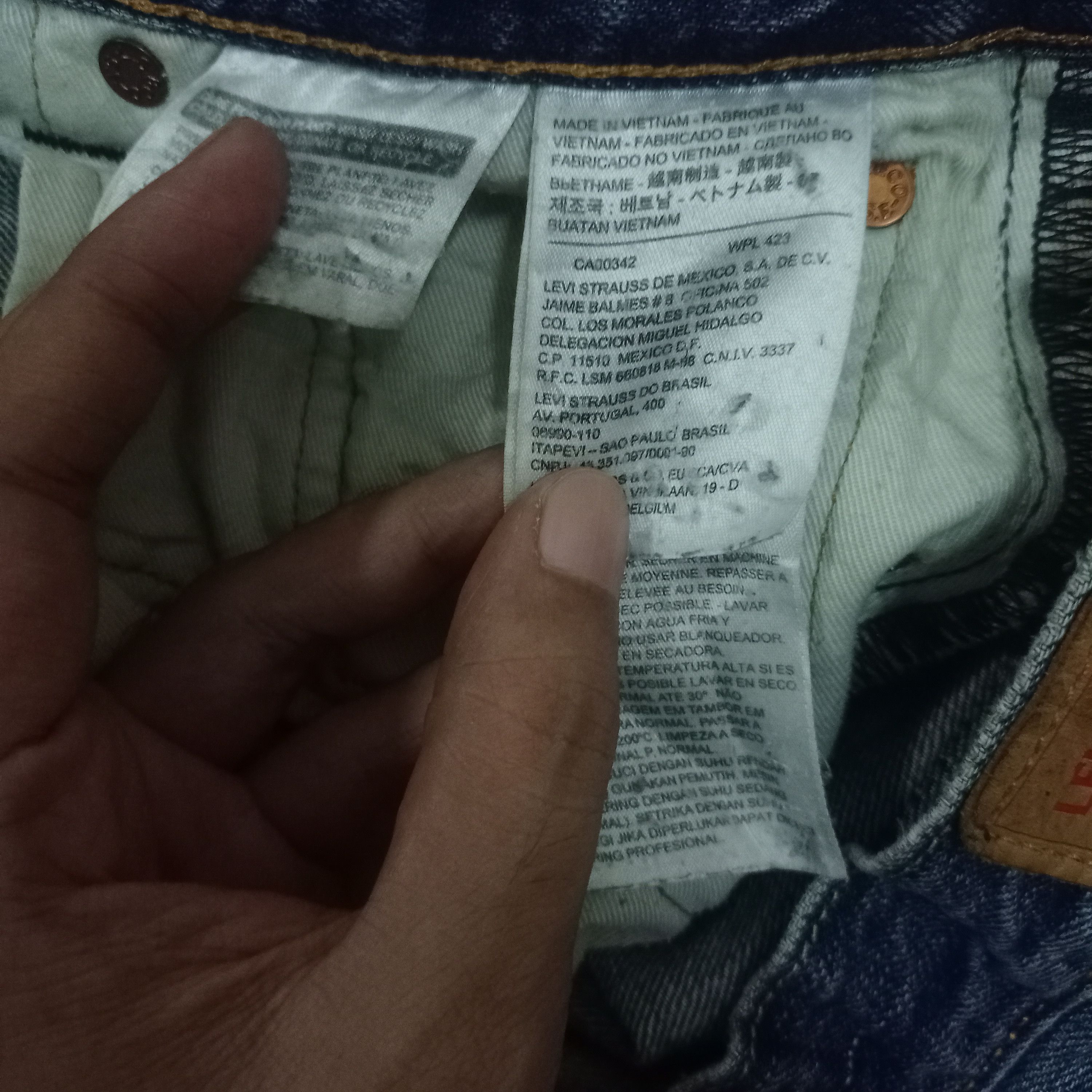 Levi's × Levi's Vintage Clothing Vintage LEVIS 503 Blue Wash Distressed Loose Jeans 31x30 Size US 31 - 11 Thumbnail