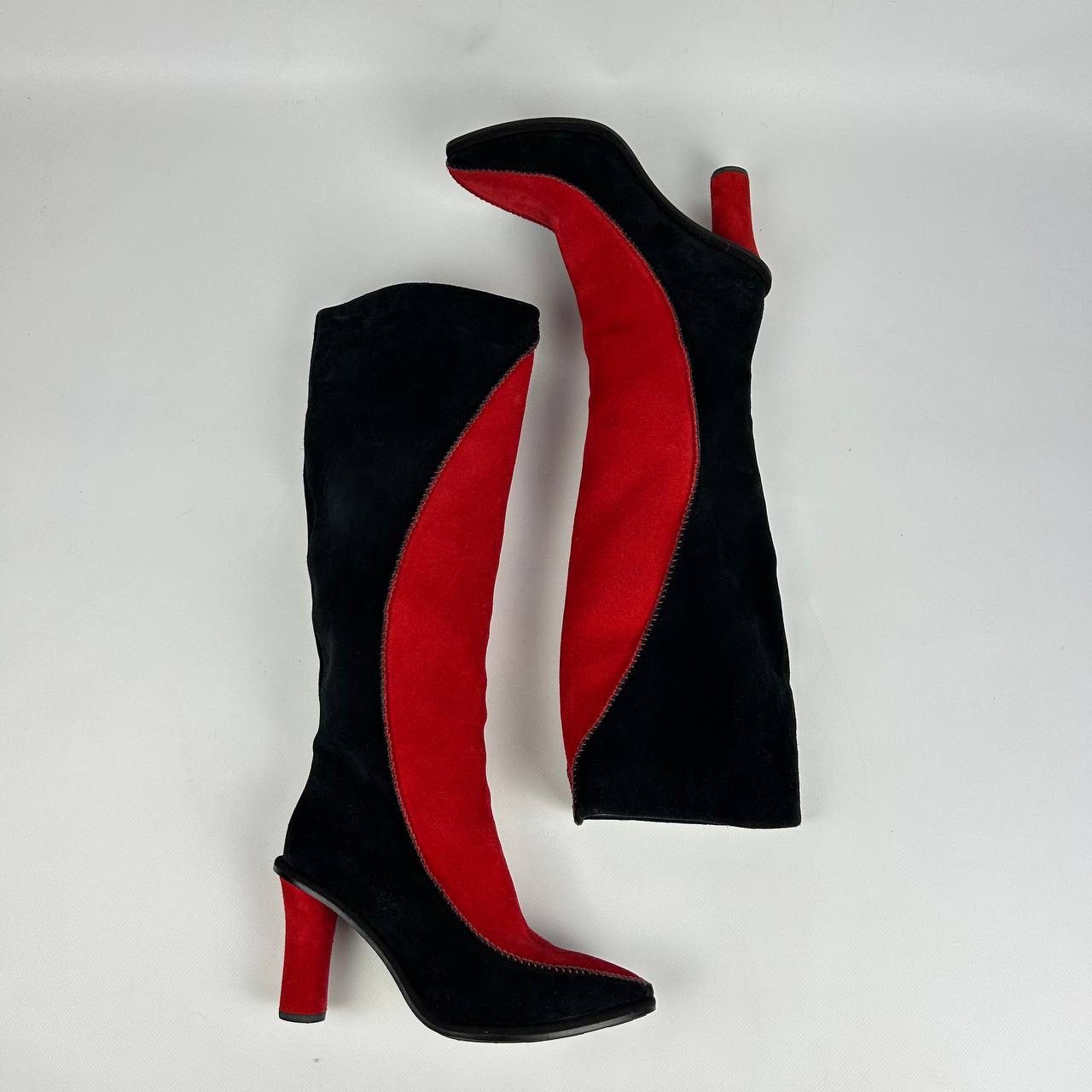 Ugg UGG X TSCHABALALA SELF FATALE HEEL BLACK BOOTS Size US 8 / IT 38 - 4 Thumbnail