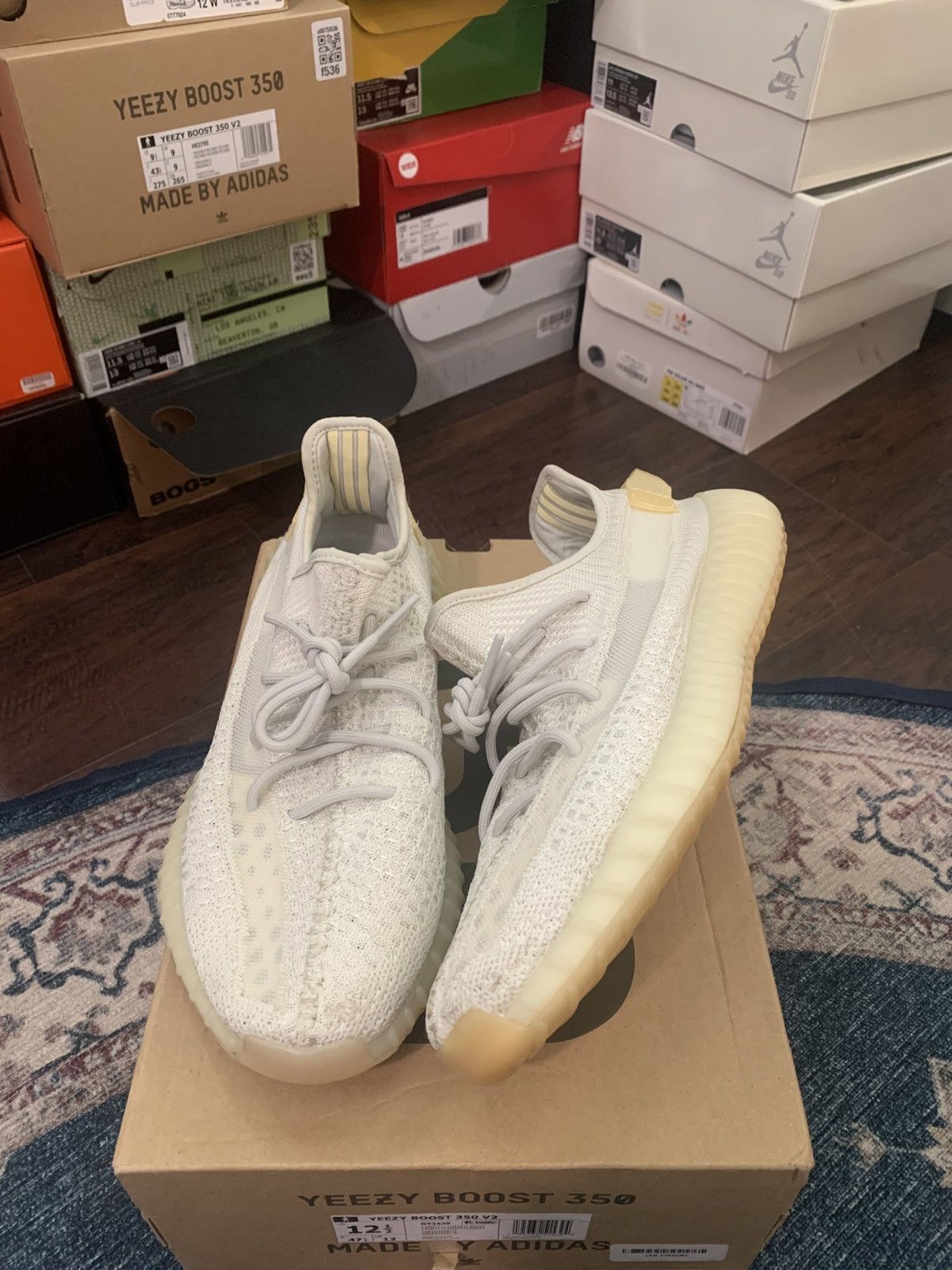 Adidas 2021 Adidas Yeezy Boost 350 V2 Light Size US 12.5 / EU 45-46 - 1 Thumbnail