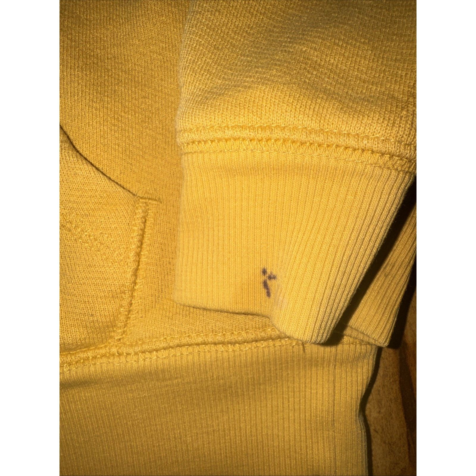 Billabong Youth Billabong Hoodie Yellow Medium 15x19 Surfing Beach Size US M / EU 48-50 / 2 - 4 Thumbnail
