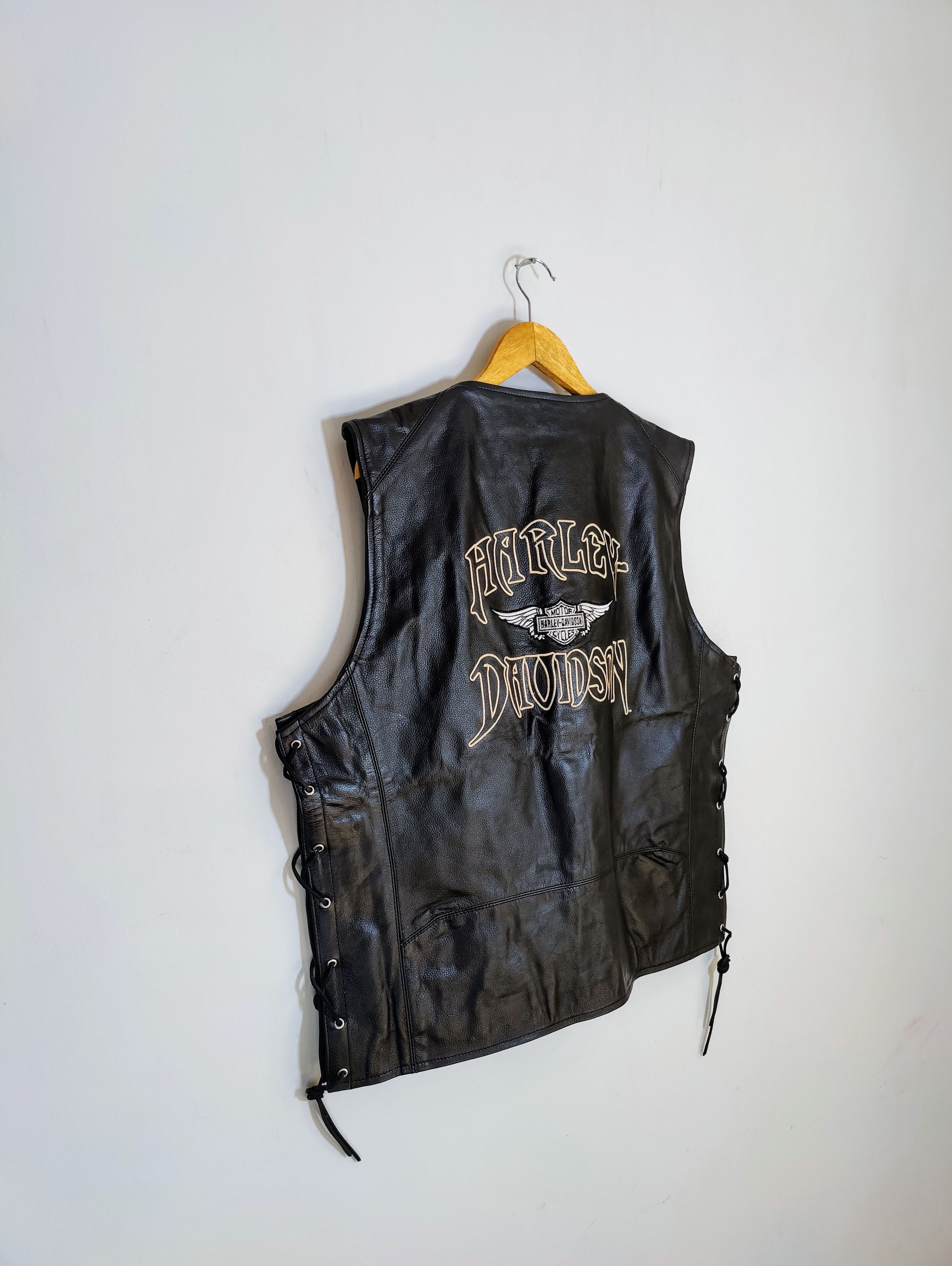 Harley Davidson 🔥Harley Davidson Motorcycle Leather Vest Biker Gear Size US L / EU 52-54 / 3 - 7 Thumbnail