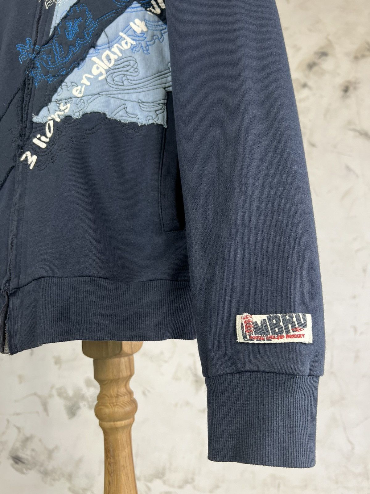 Umbro Vintage Umbro England Jacket Zip Sweater Size M - L Size US M / EU 48-50 / 2 - 4 Thumbnail