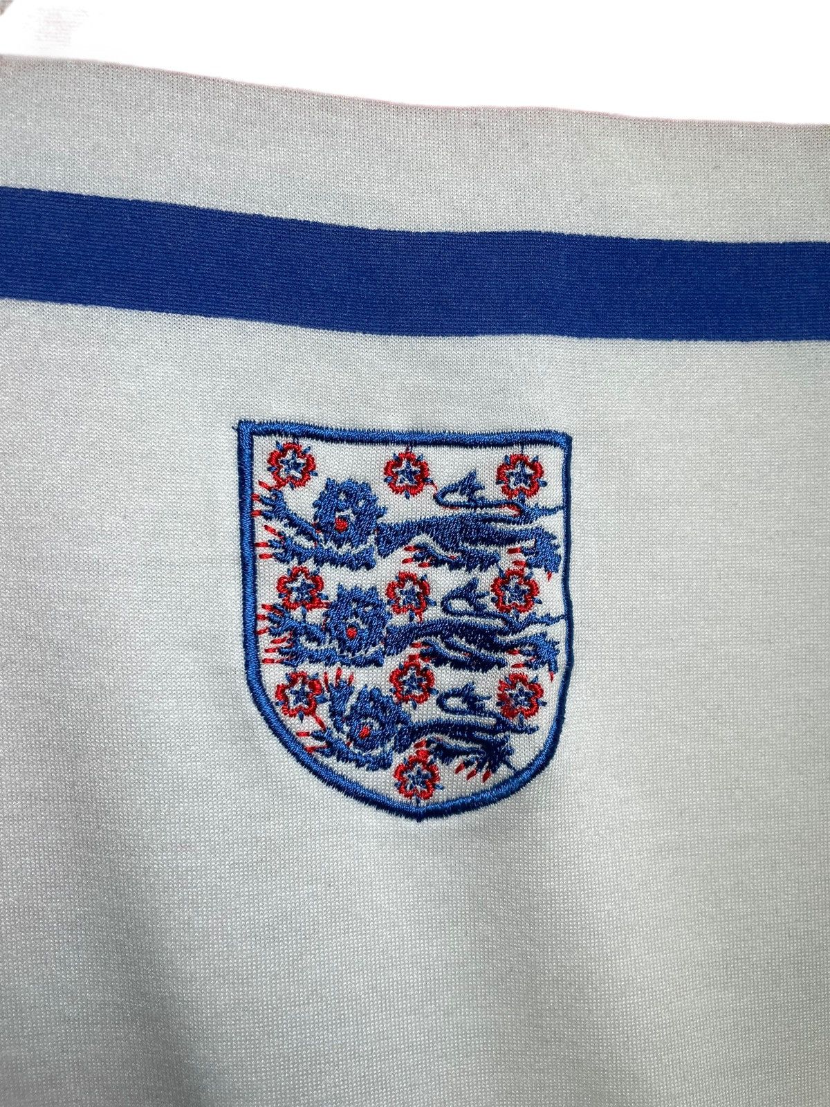 Vintage Vintage 80-83 England Football Home Shirt Size US S / EU 44-46 / 1 - 2 Thumbnail