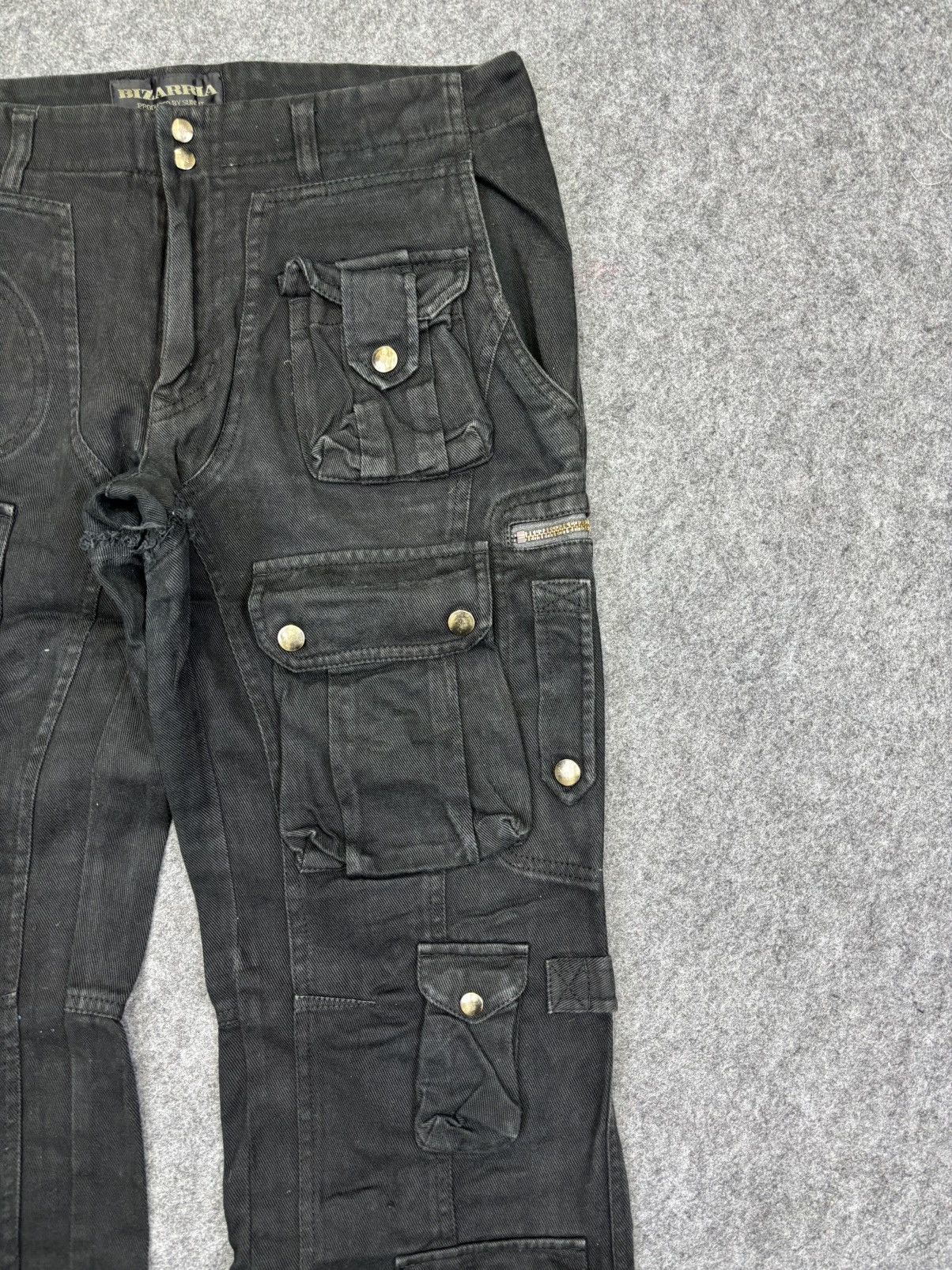 Japanese Brand 💥Flare💥 BIZARRIA Multipockets Parachute Jeans F723 Size US 31 - 5 Thumbnail