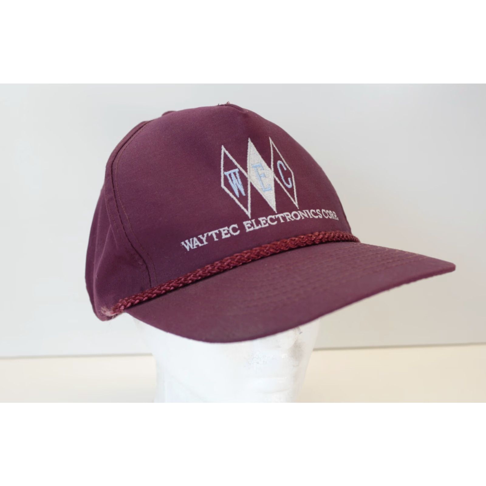 Vintage VINTAGE Waytec Electronics Core WEC Snapback Hat Maroon Rope Bill Size ONE SIZE - 2 Thumbnail