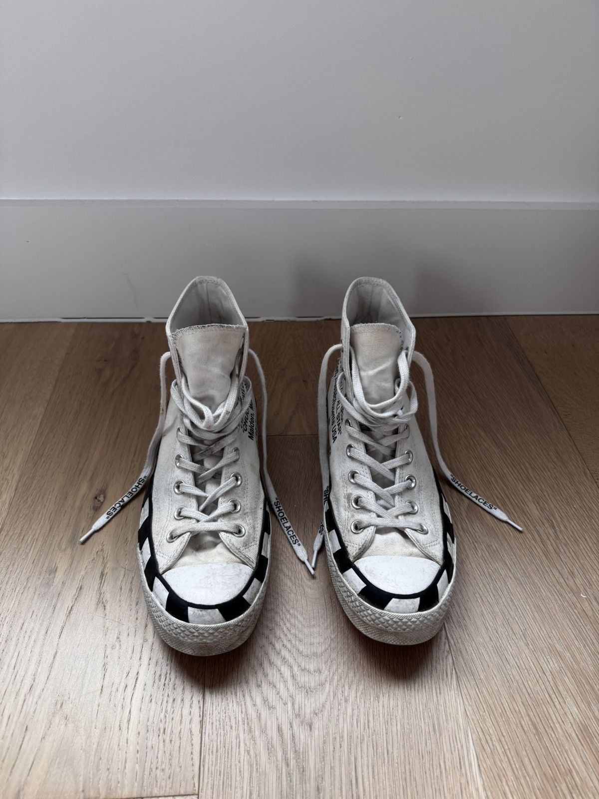 Converse × Off-White Off-White x Chuck 70 Sneakers Size US 9 / EU 42 - 1 Thumbnail