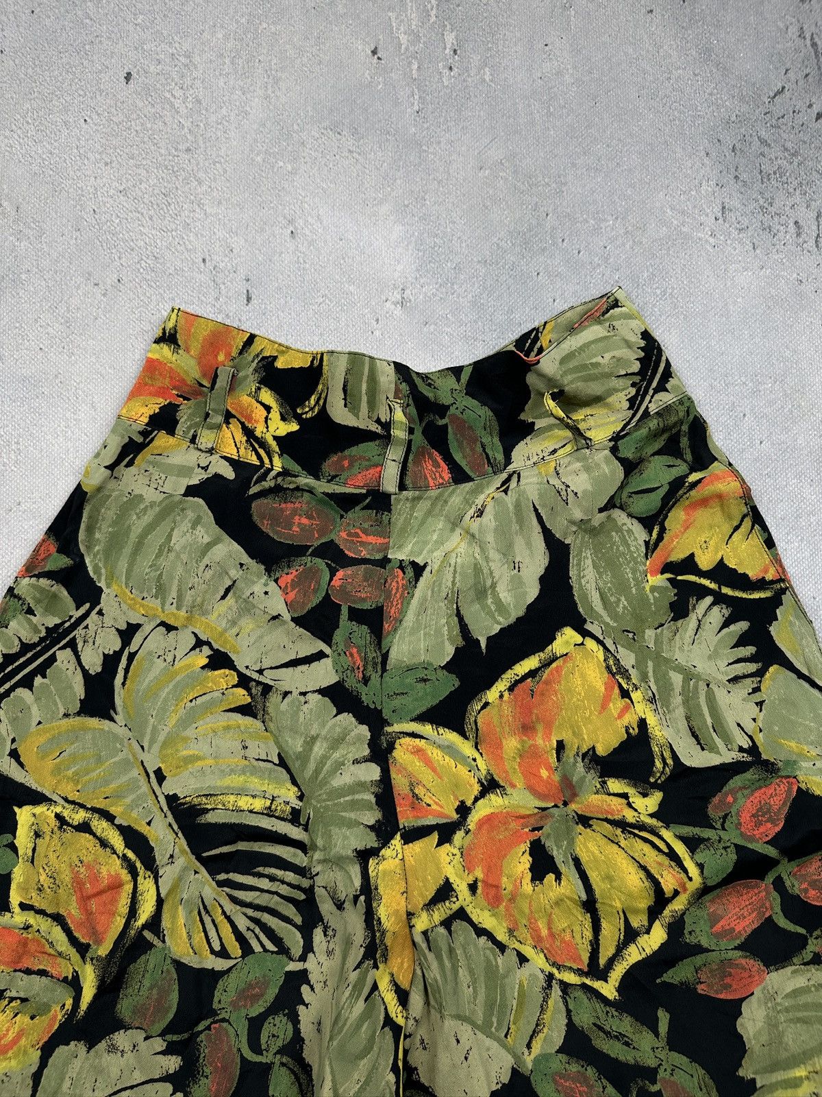 Byblos Byblos Italian Tropical Floral Wide Leg Culottes Archive 90s Size 30" / US 8 / IT 44 - 11 Thumbnail