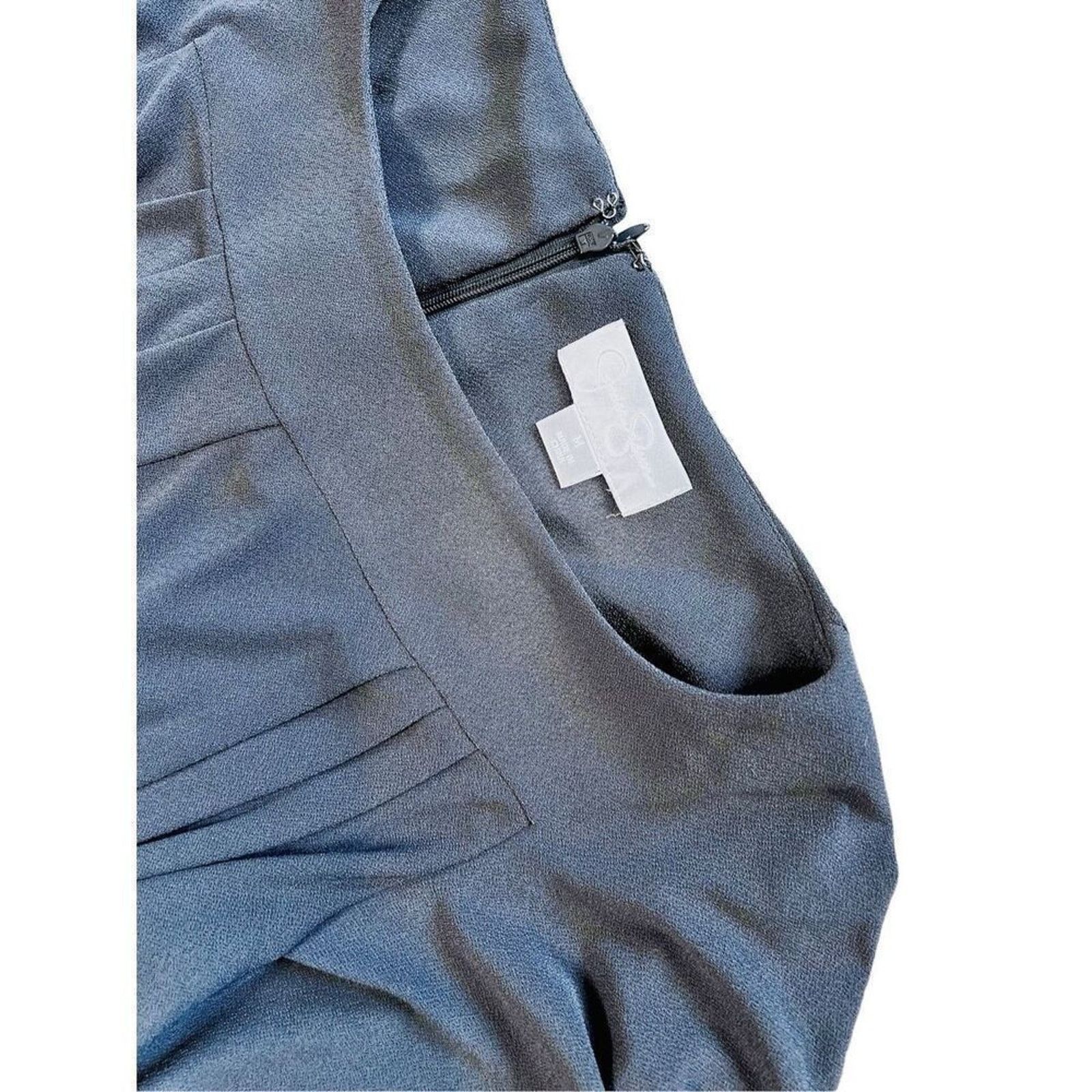 Jessica Simpson Jessica Simpson Grey Crepe Flutter Sleeves Dress MEDIUM NWT Size M / US 6-8 / IT 42-44 - 4 Thumbnail