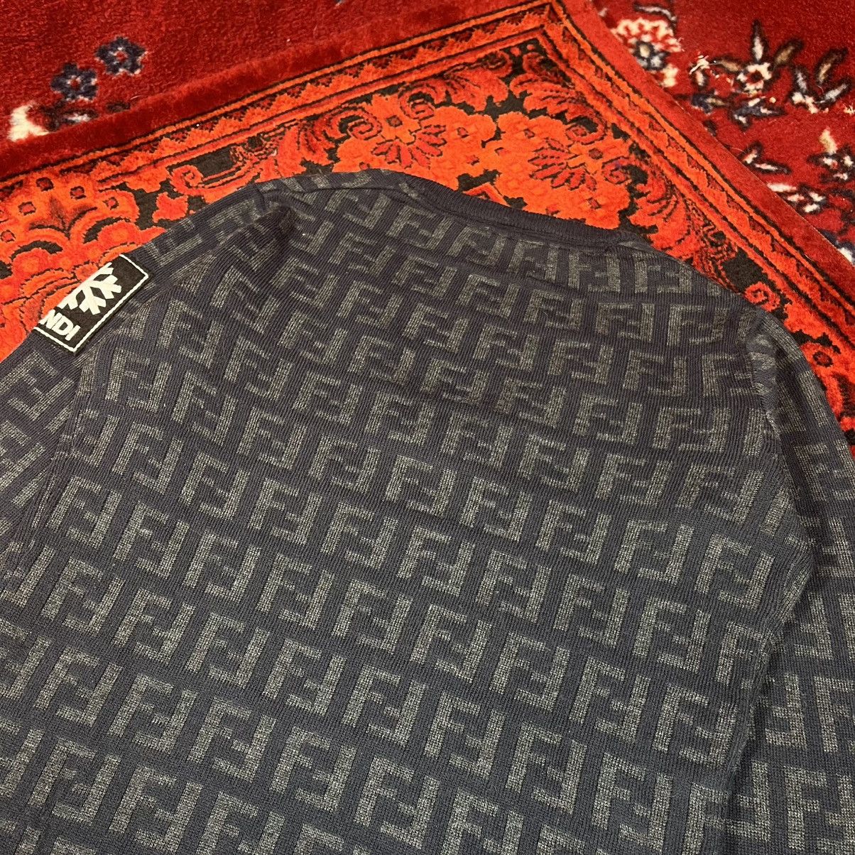 Fendi Vintage Luxury Fendi FF Monogram Wool V-Neck Sweater Navy Size M / US 6-8 / IT 42-44 - 5 Thumbnail