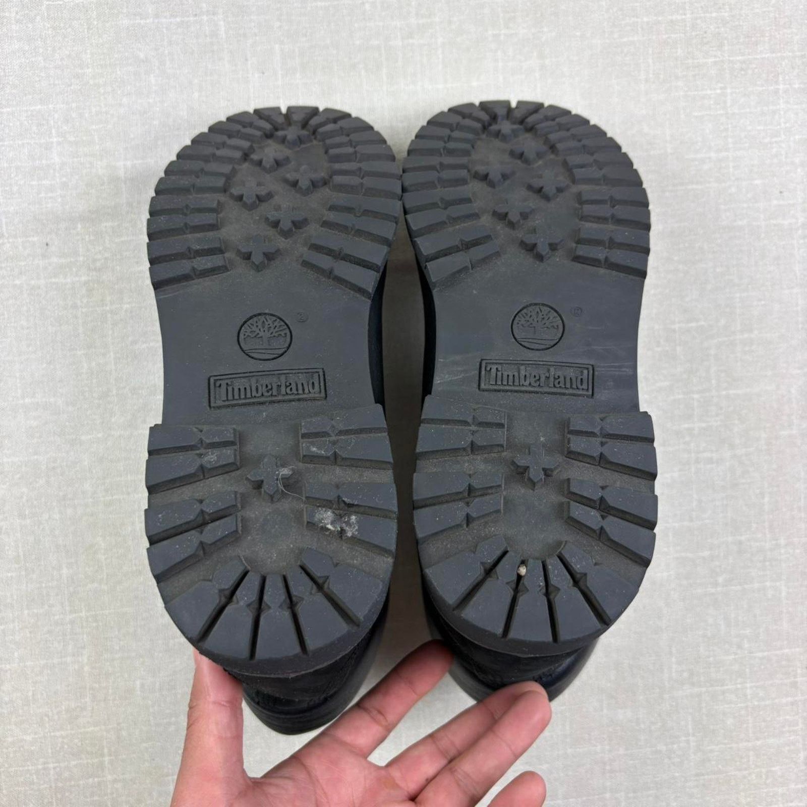 Timberland 🐈‍⬛ 2022 Timberland 6 Inch “Black Nubuck” 9W Size US 9 / IT 39 - 6 Thumbnail