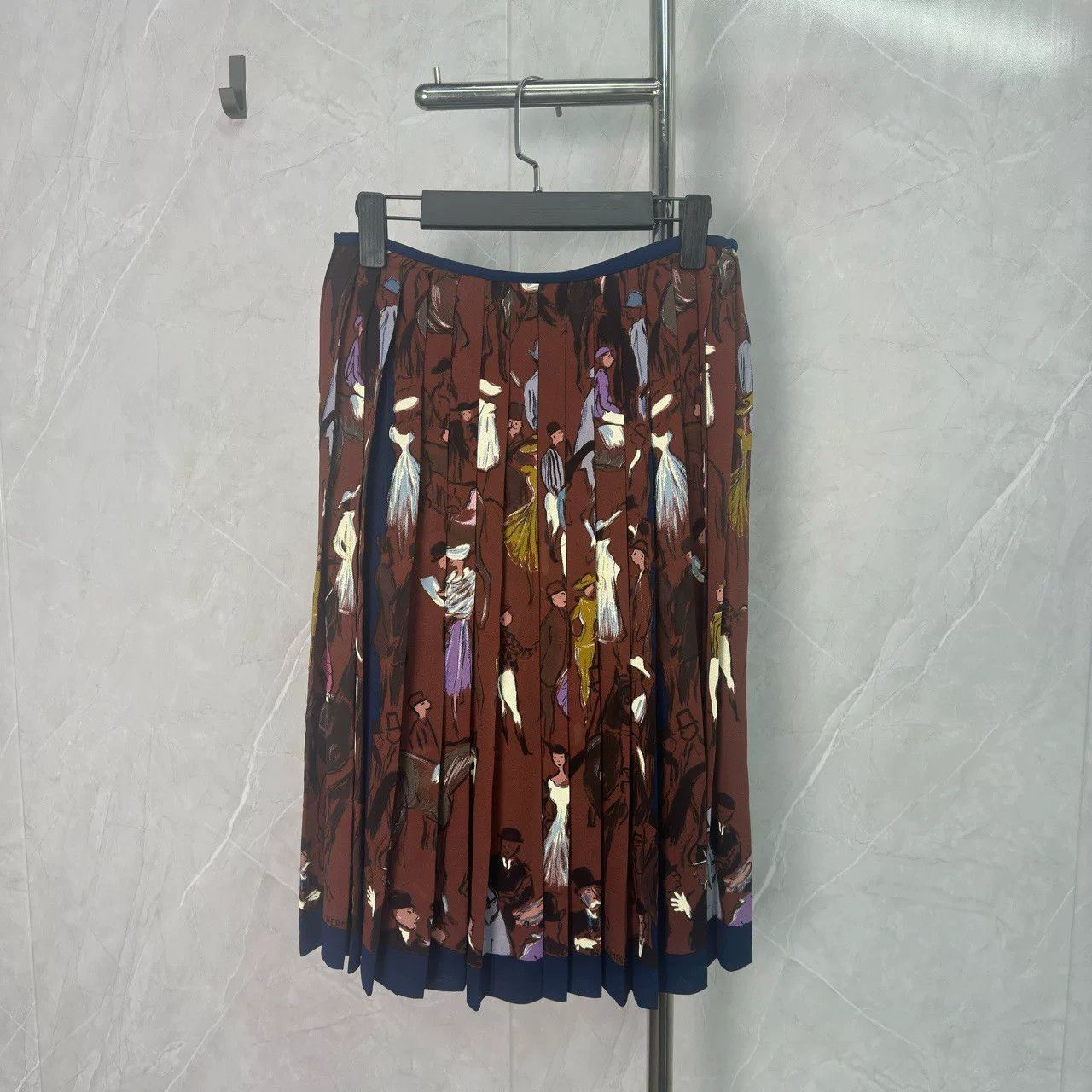 Hermes Hermes Vintage Horse Club Skirt Size US 34 / EU 50 - 1 Thumbnail