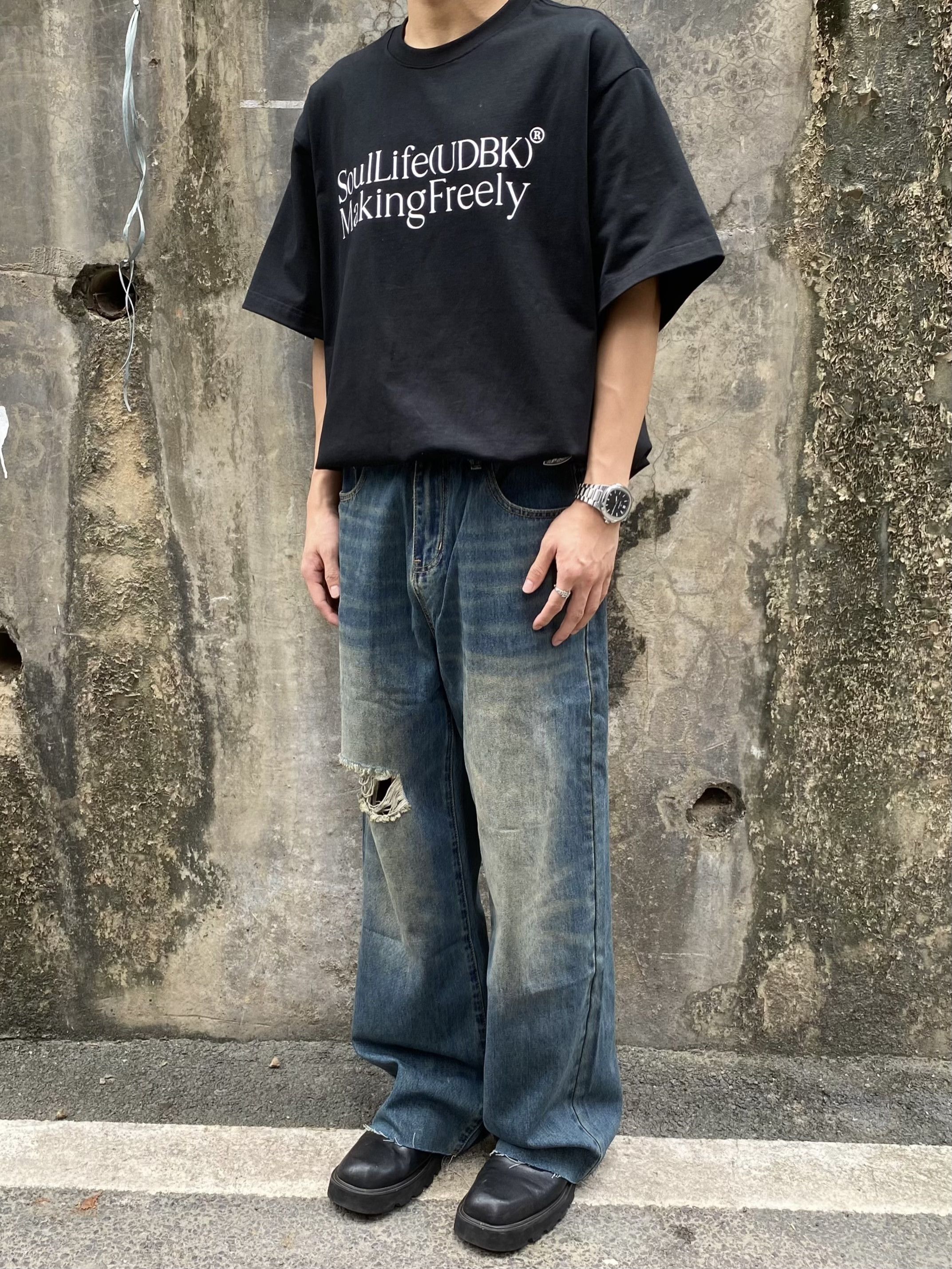 faded yuppie damaged baggy jeans