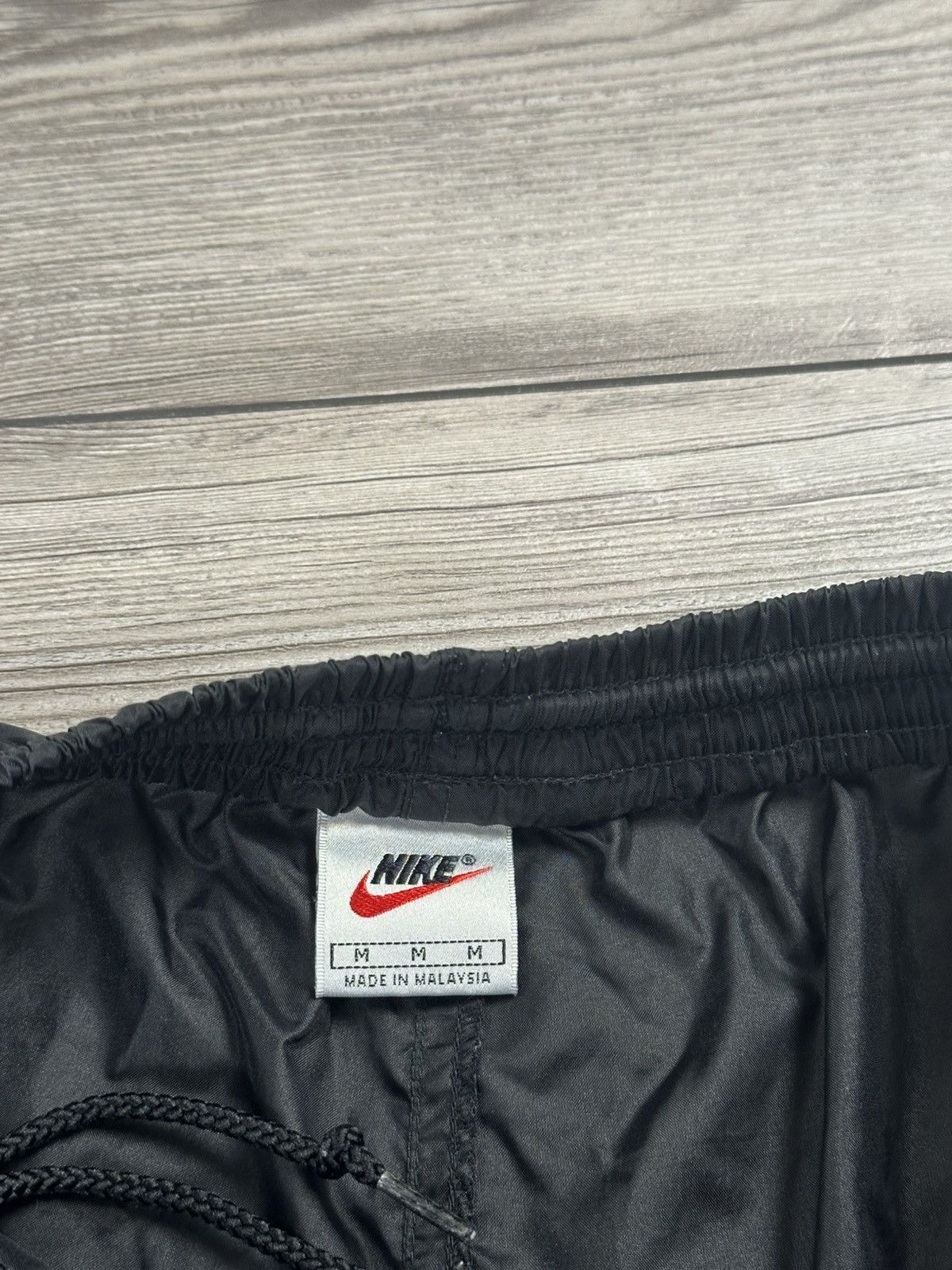 Nike Vintage 90’s Nike Tonal Nylon Pants Size US 29 - 3 Thumbnail