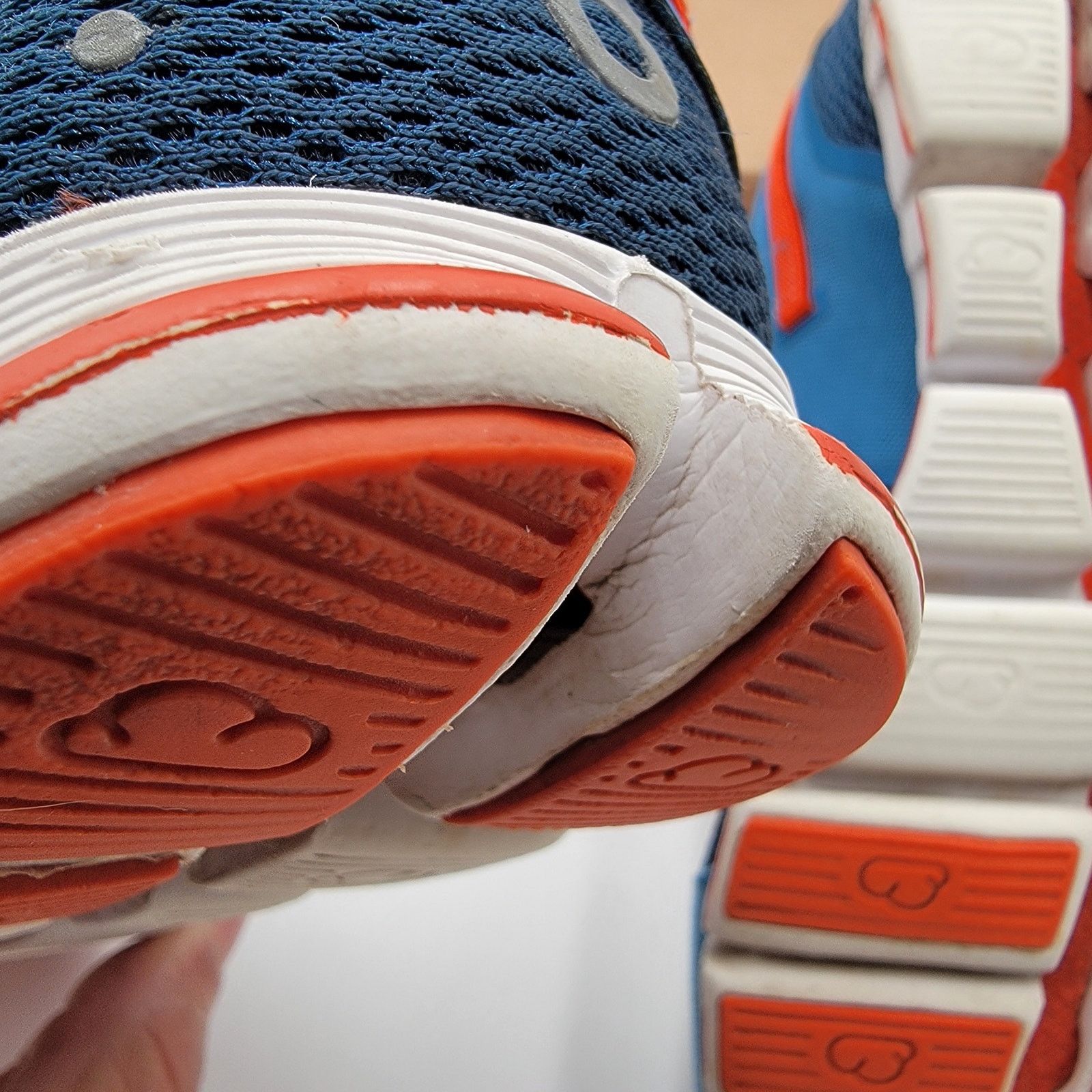 On On Running Mens Cloud Pacific/Sunset Sz 8 (154) Size US 8 / EU 41 - 11 Thumbnail