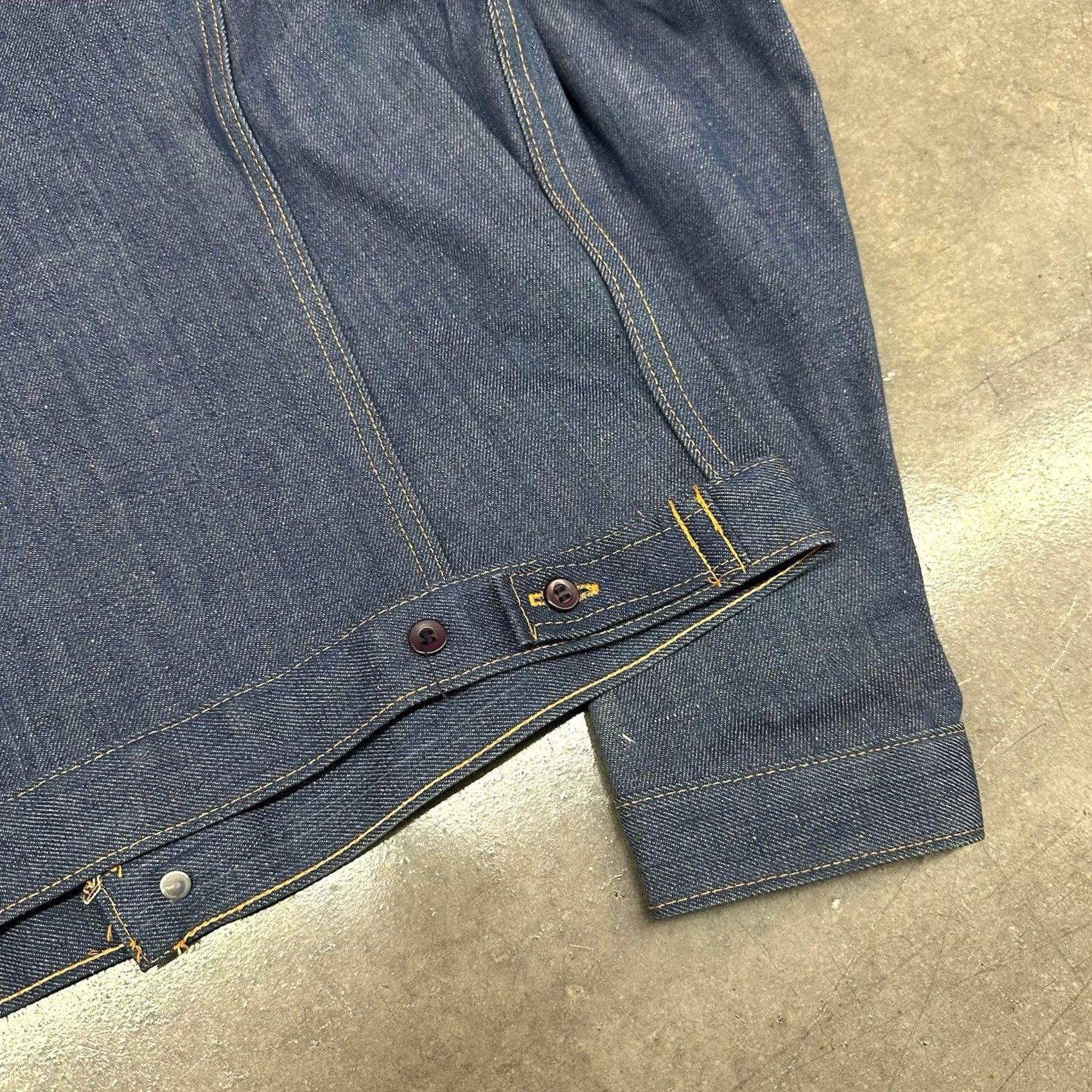 THE GREAT VINTAGE The Great Train Robbery Jean Jacket Adult M Blue Denim 70s Size US 31 - 6 Thumbnail