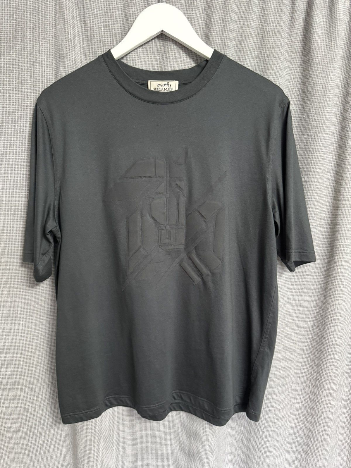 Hermes HERMES tshirt STUDY sizes in photos SHOWN BY TAPE MEASURE Size US M / EU 48-50 / 2 - 1 Thumbnail