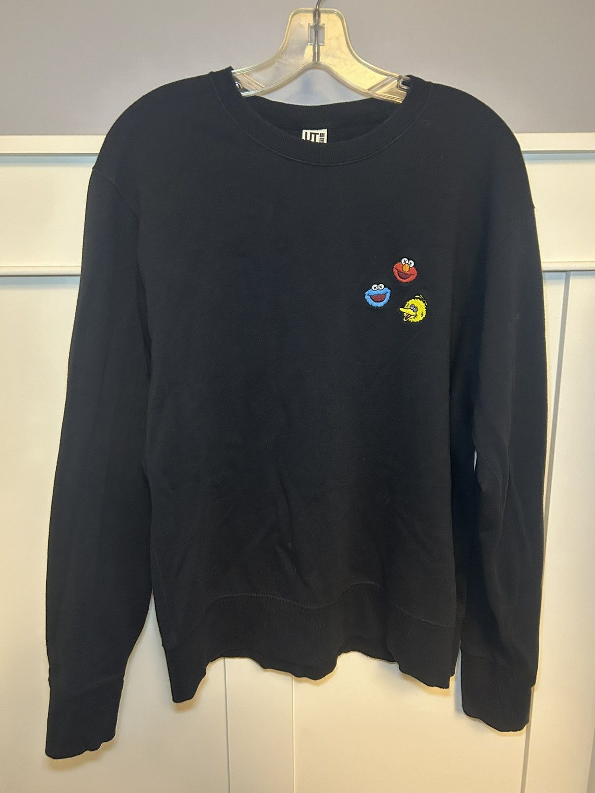 Kaws × Uniqlo Kaws X Uniqlo Sesame Street embroidered heavy longsleeve Size US M / EU 48-50 / 2 - 1 Thumbnail