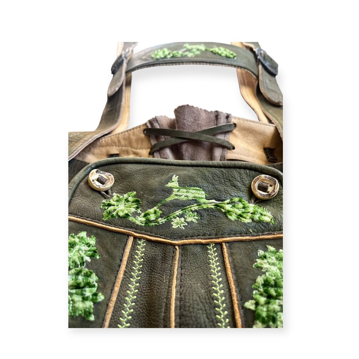 Vintage Vintage German Lederhosen Embroidered Leather Shorts Size US 32 / EU 48 - 5 Thumbnail