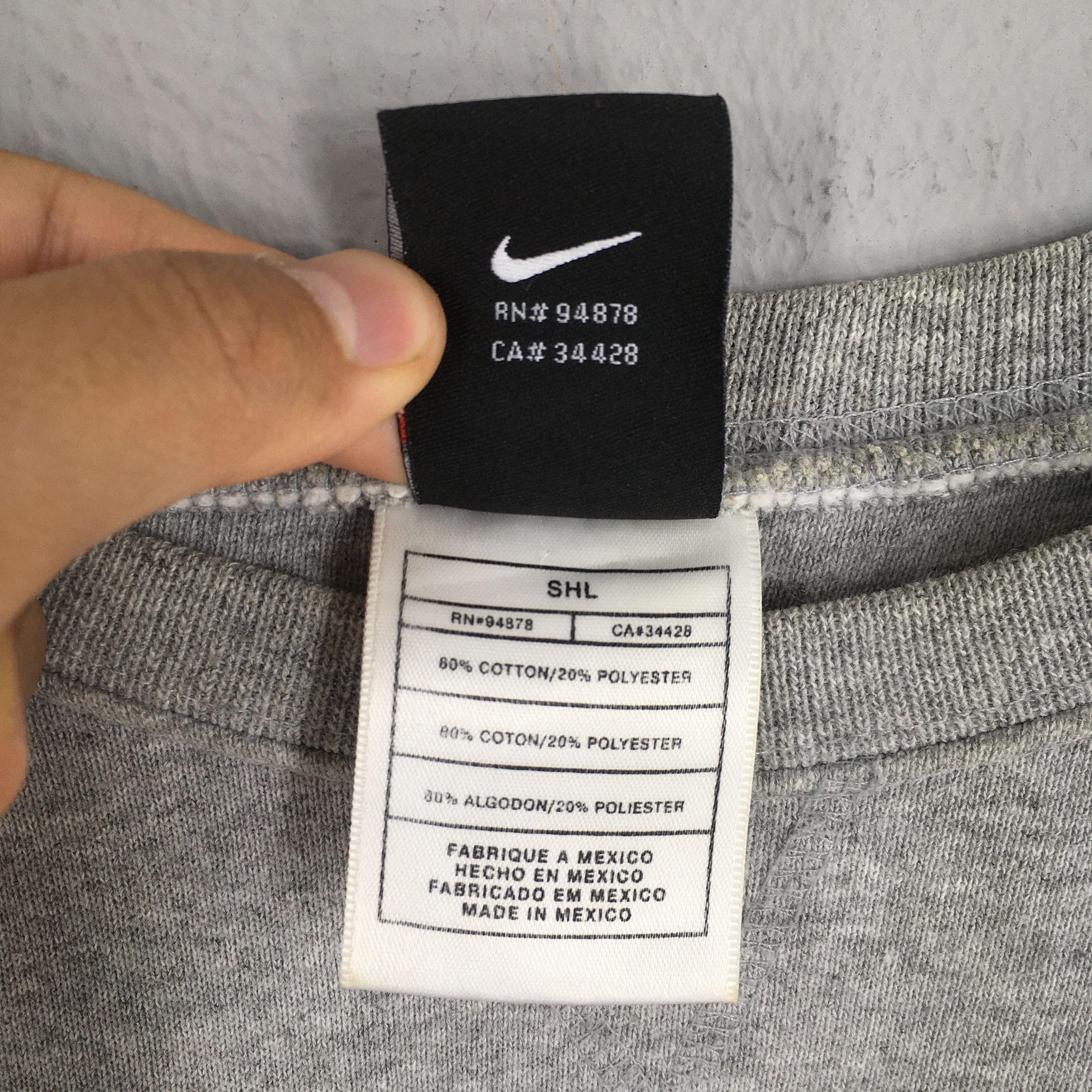 NFL Vintage Nike Tampa Bay Buccaneers NFL Gray Sweatshirt 2XL Size US XXL / EU 58 / 5 - 6 Thumbnail