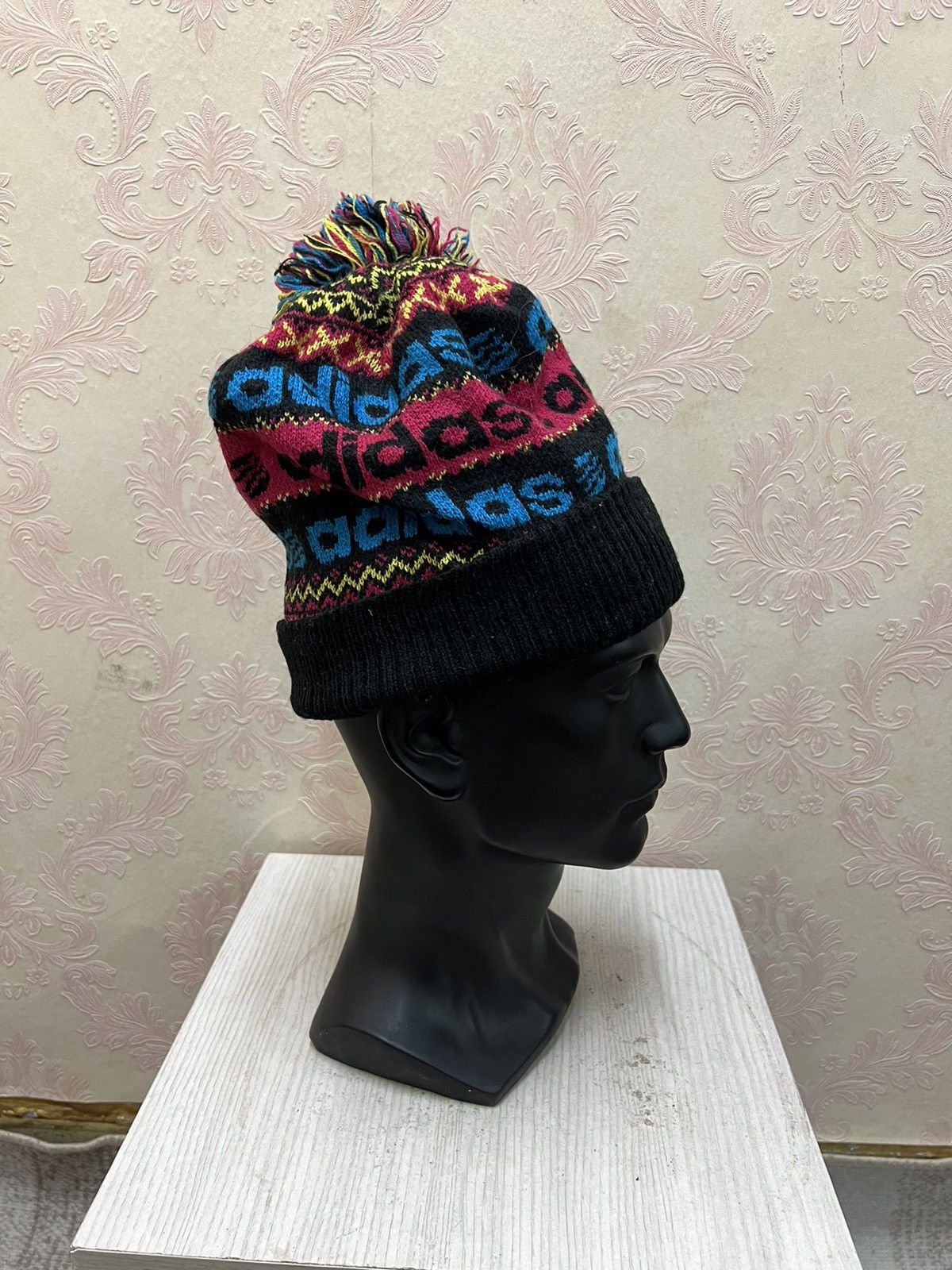 Adidas Adidas Spell out Beanie Hats Size ONE SIZE - 4 Thumbnail