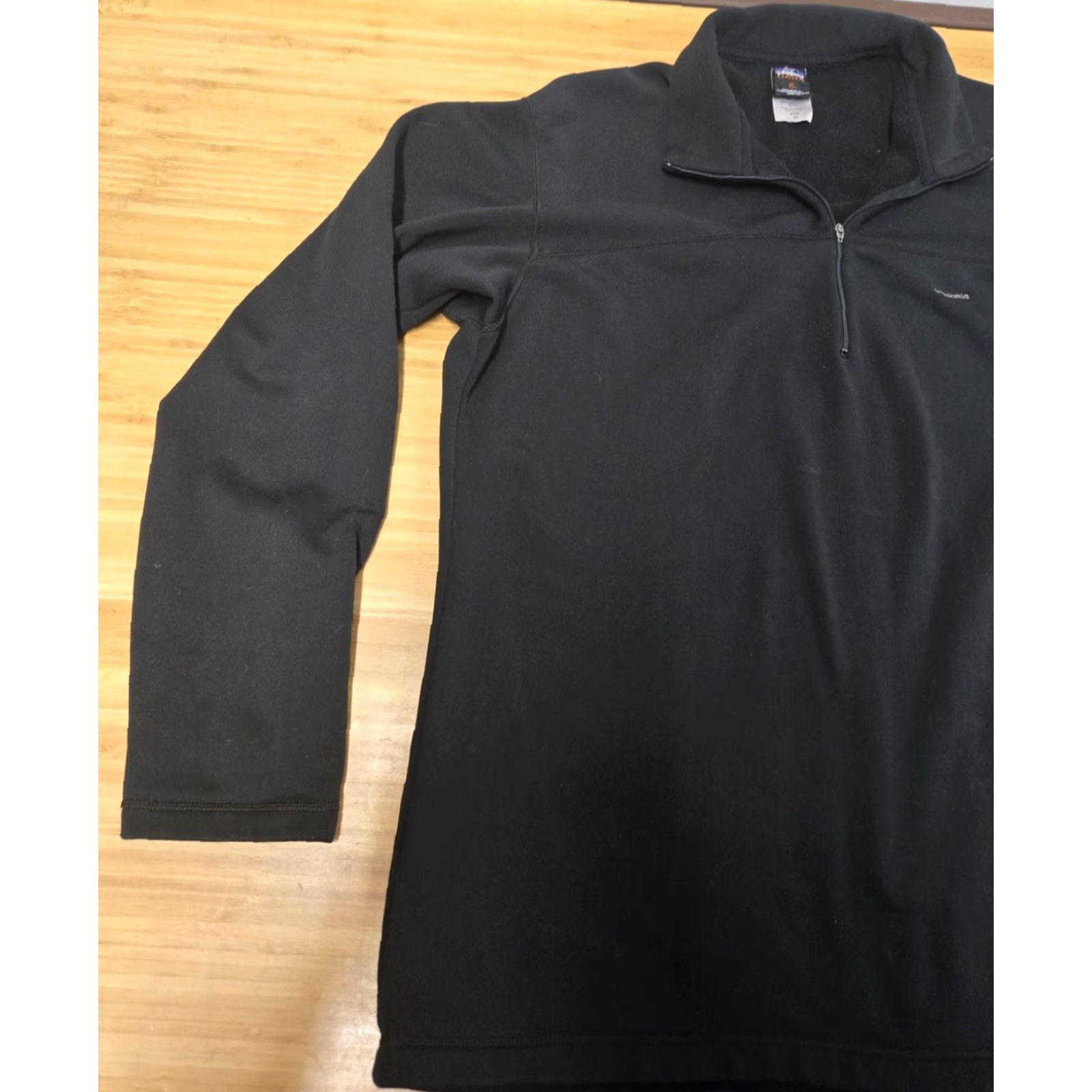 Patagonia Patagonia Capilene Sweater Mens XL Black Quarter Zip Fleece Pullover Outdoor Comfort Moisture Wicking Long Sleeve Mock Neck Zip Closure 1/4 Zip Size US XL / EU 56 / 4 - 3 Thumbnail