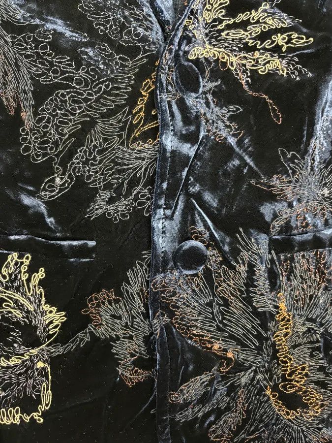 Emporio Armani AW2018 Emporio Armani Black Floral Velvet & Navy Jacket Size US S / EU 44-46 / 1 - 9 Thumbnail