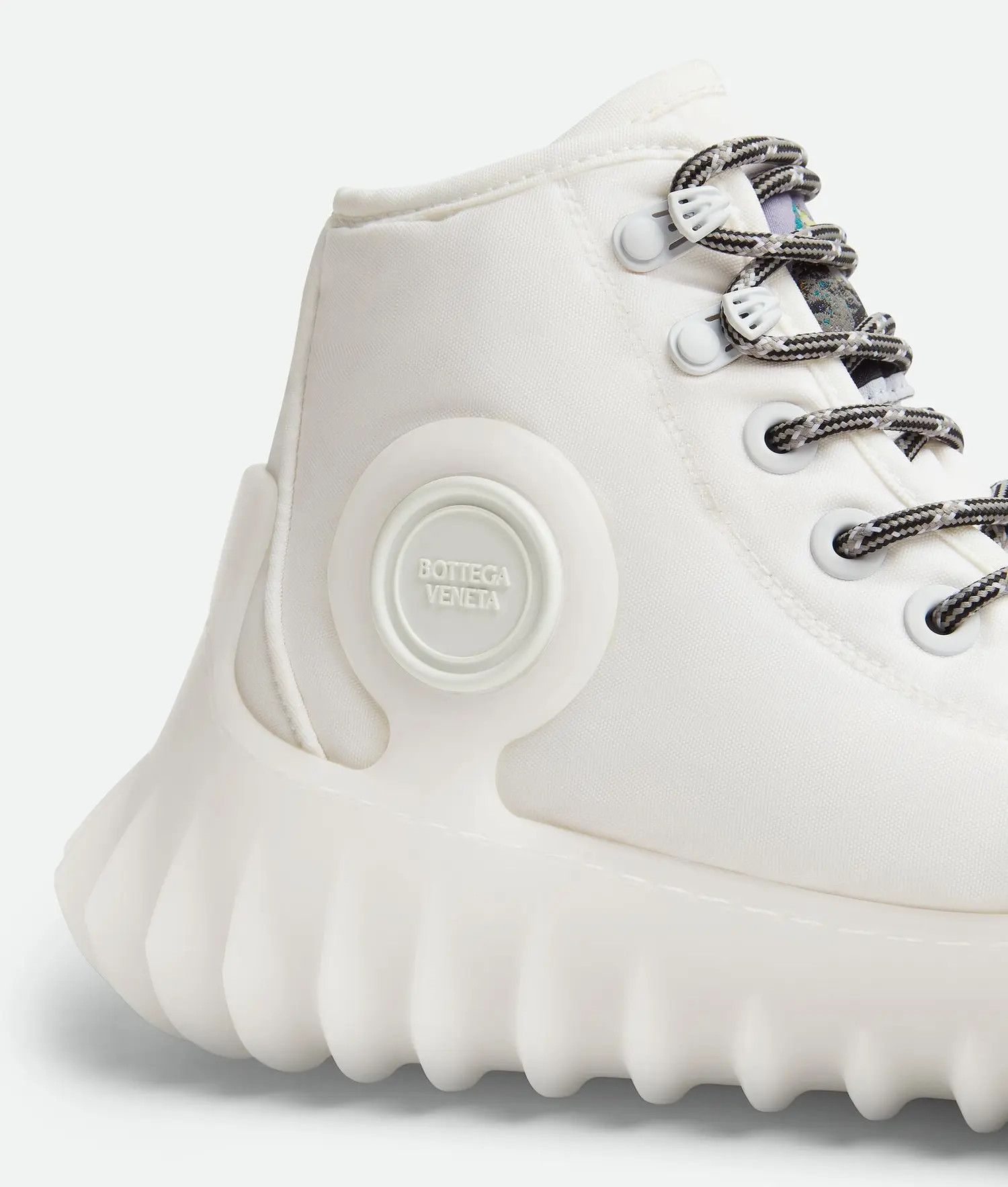 Bottega Veneta o1w1db10525 Denver Sneakers in White Size US 11 / EU 44 - 6 Thumbnail