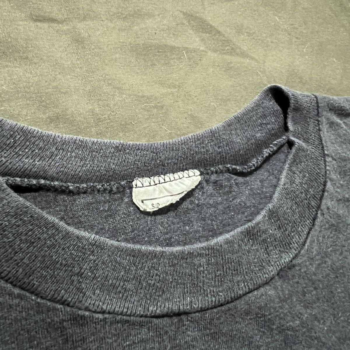 Band Tees Vintage 90 The Twist Tee Faded graphic streetwear surf skate Size US L / EU 52-54 / 3 - 3 Thumbnail