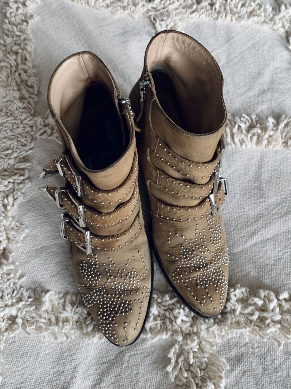 Chloe Chloe Suzanna wester cowboy ankle boot 7 studded beige suede Size US 7 / IT 37 - 4 Thumbnail